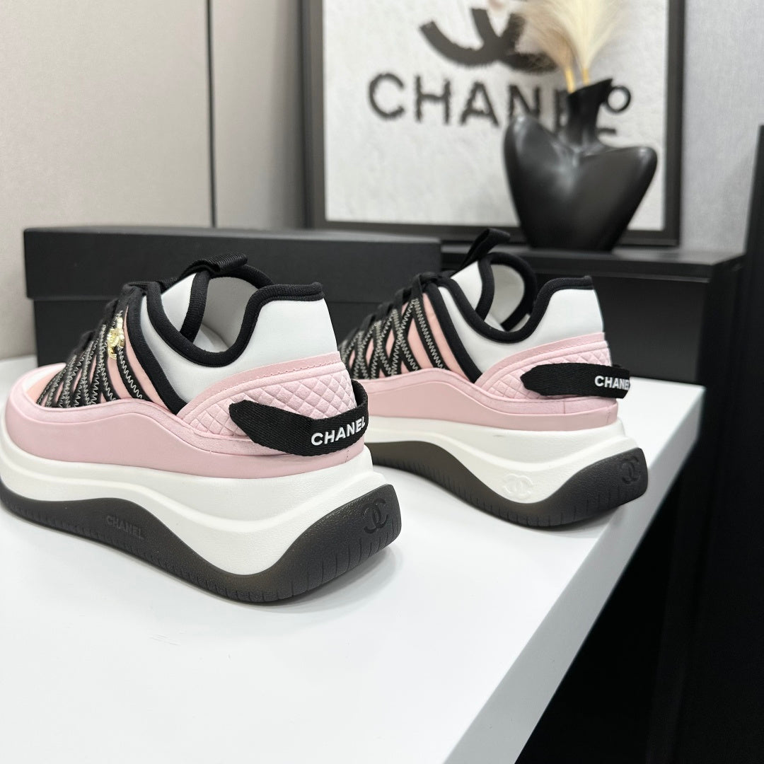 CC 26s Casual Sneakers Light Pink Black Fabric Cowhide 626374