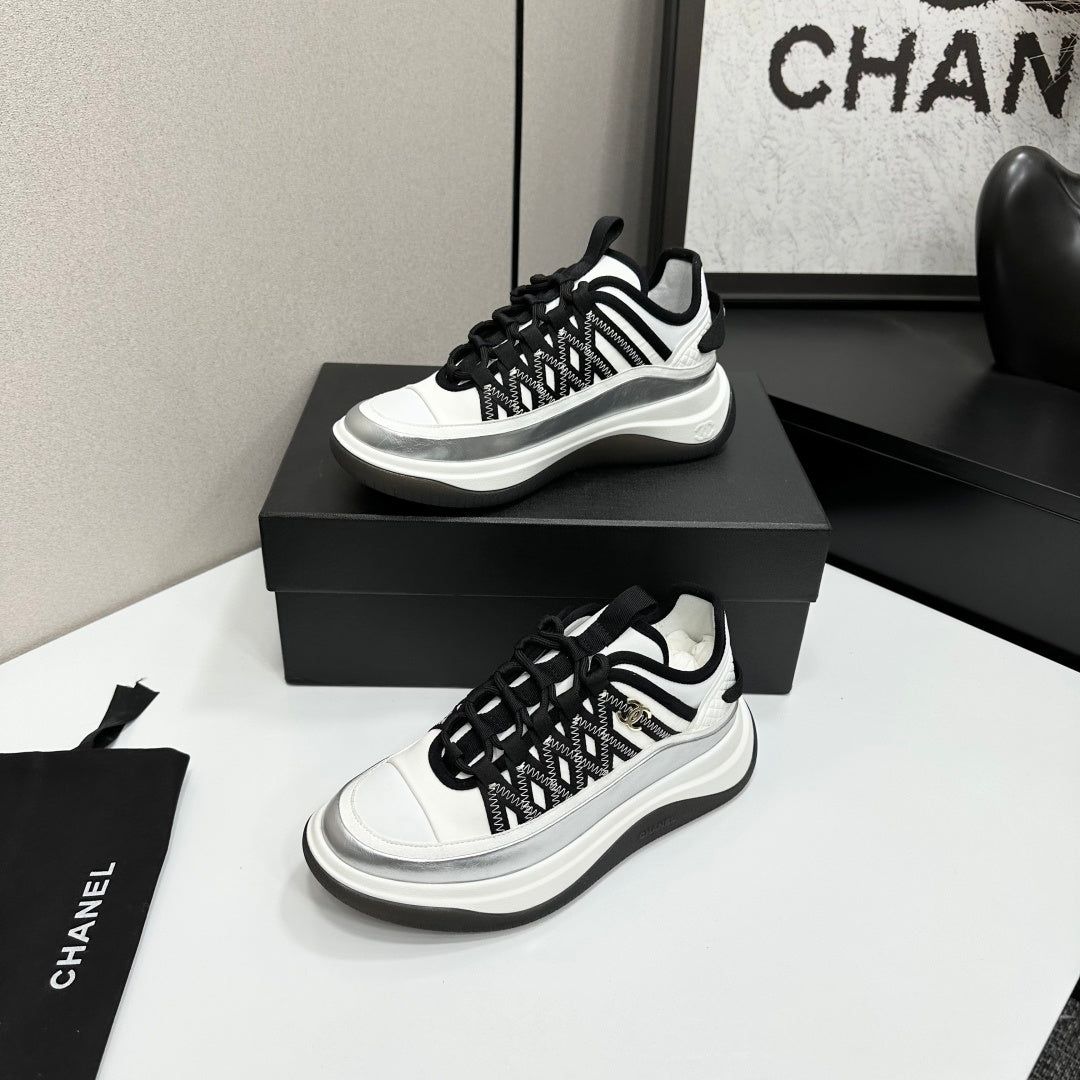 CC 26s Casual Sneakers White Black Sliver Fabric Cowhide 626375