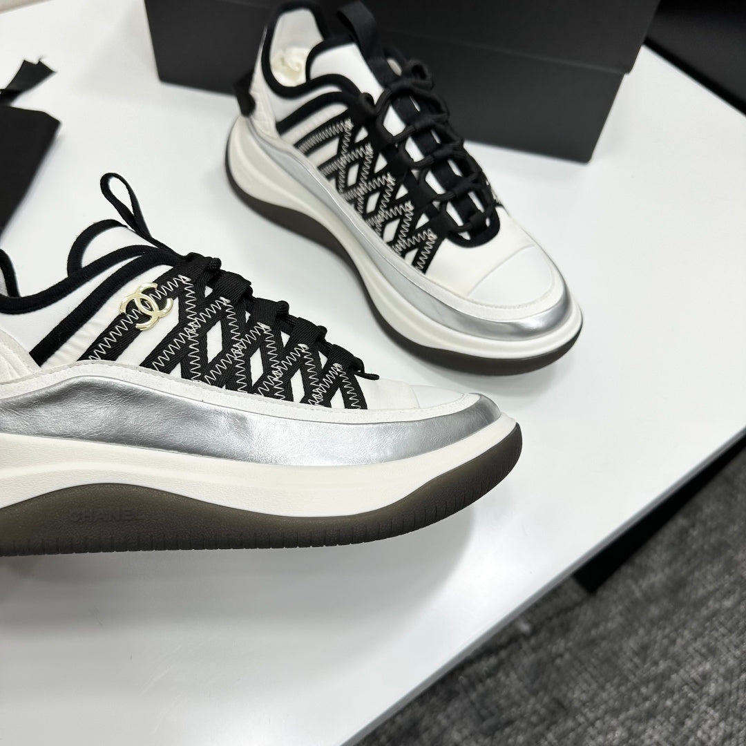 CC 26s Casual Sneakers White Black Sliver Fabric Cowhide 626375