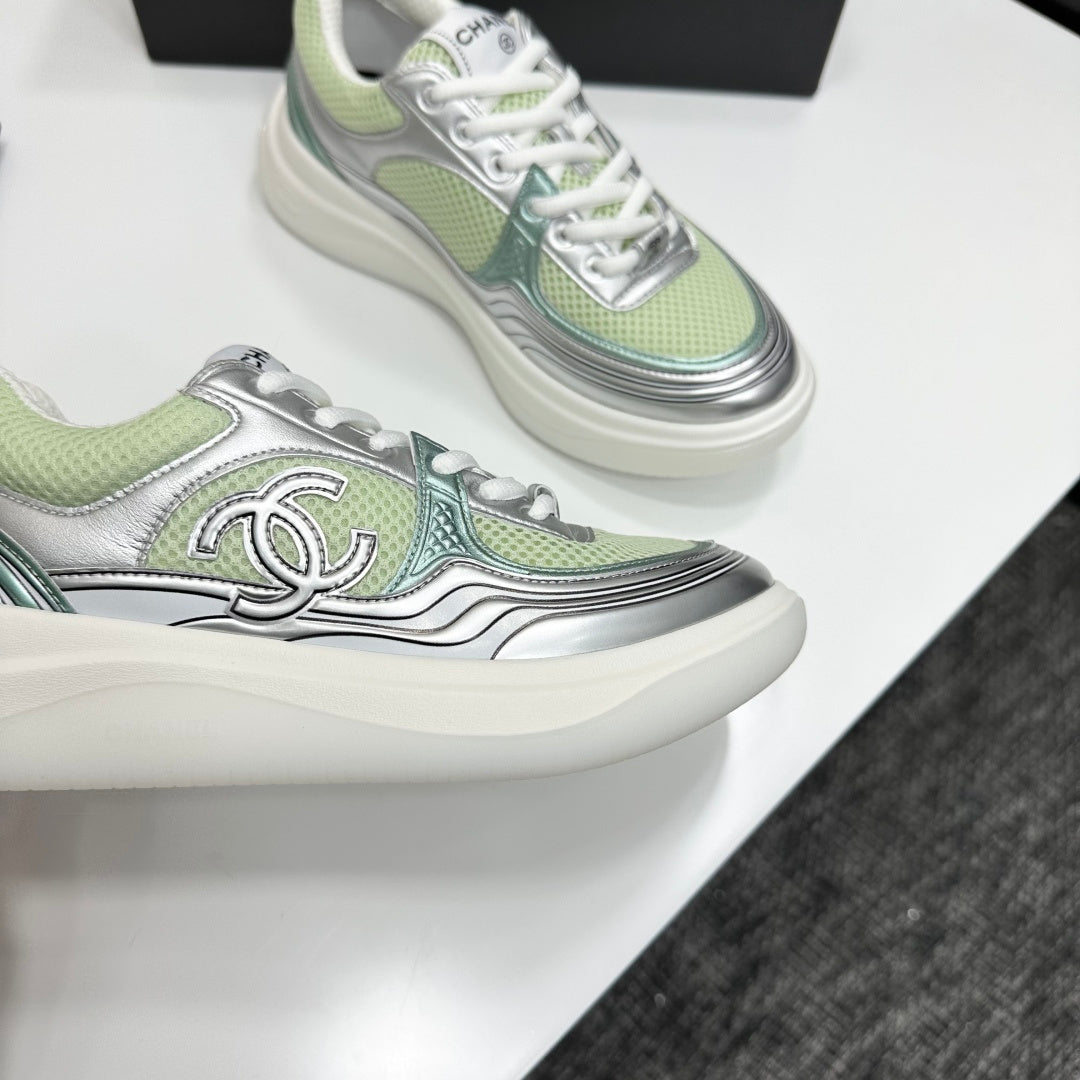 CC 26s Casual Sneakers Mint Green Sliver Fabric Cowhide 626385