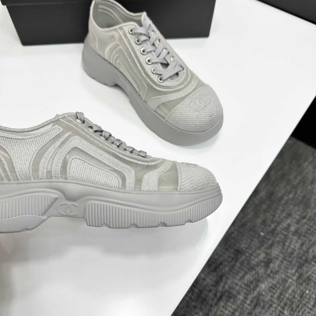 CC 26s Casual Sneakers Rhinestones Light Gray Mesh Sheepskin 626363