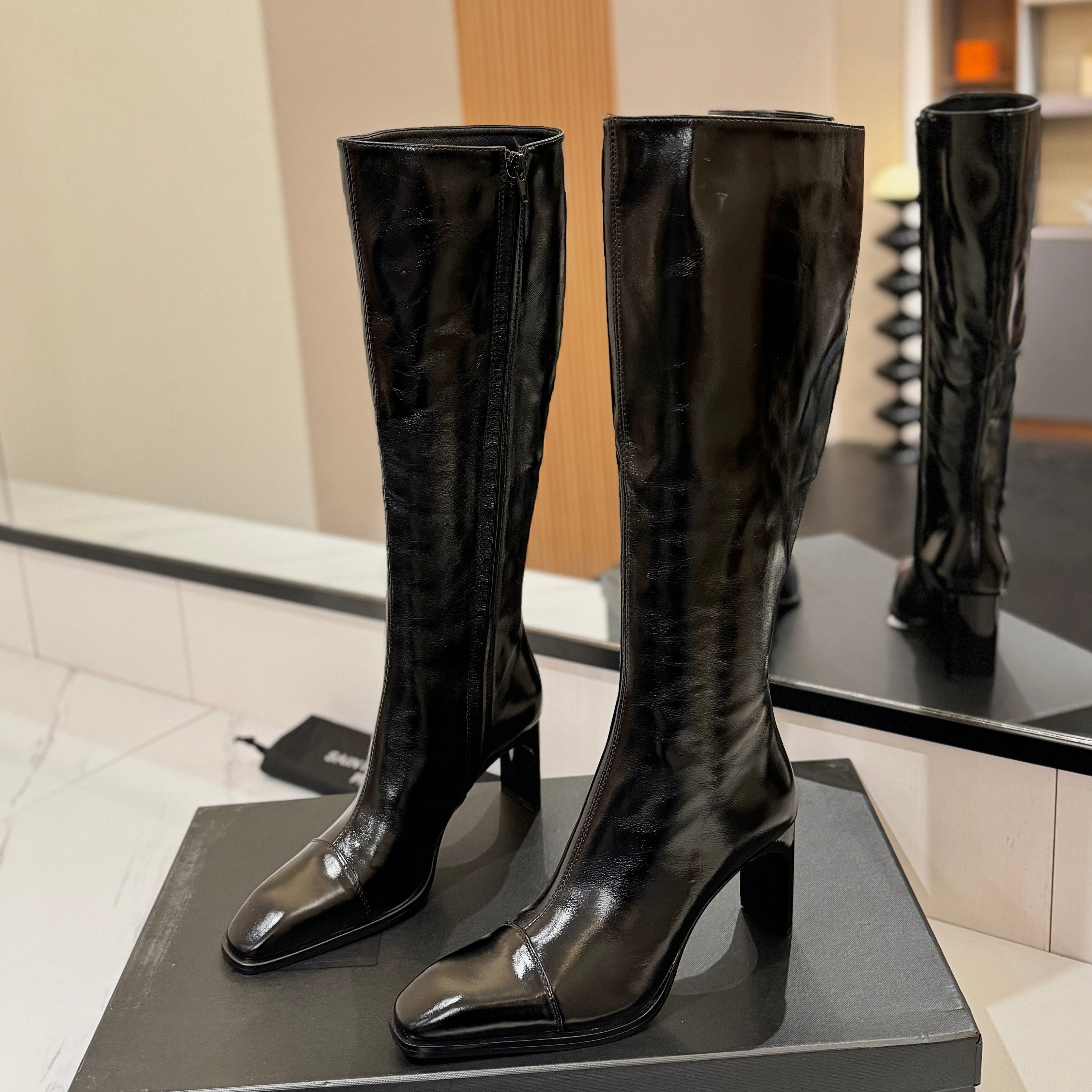 YSL 25 Zipper Sleeve Boot Black Patent Cowhide  520791