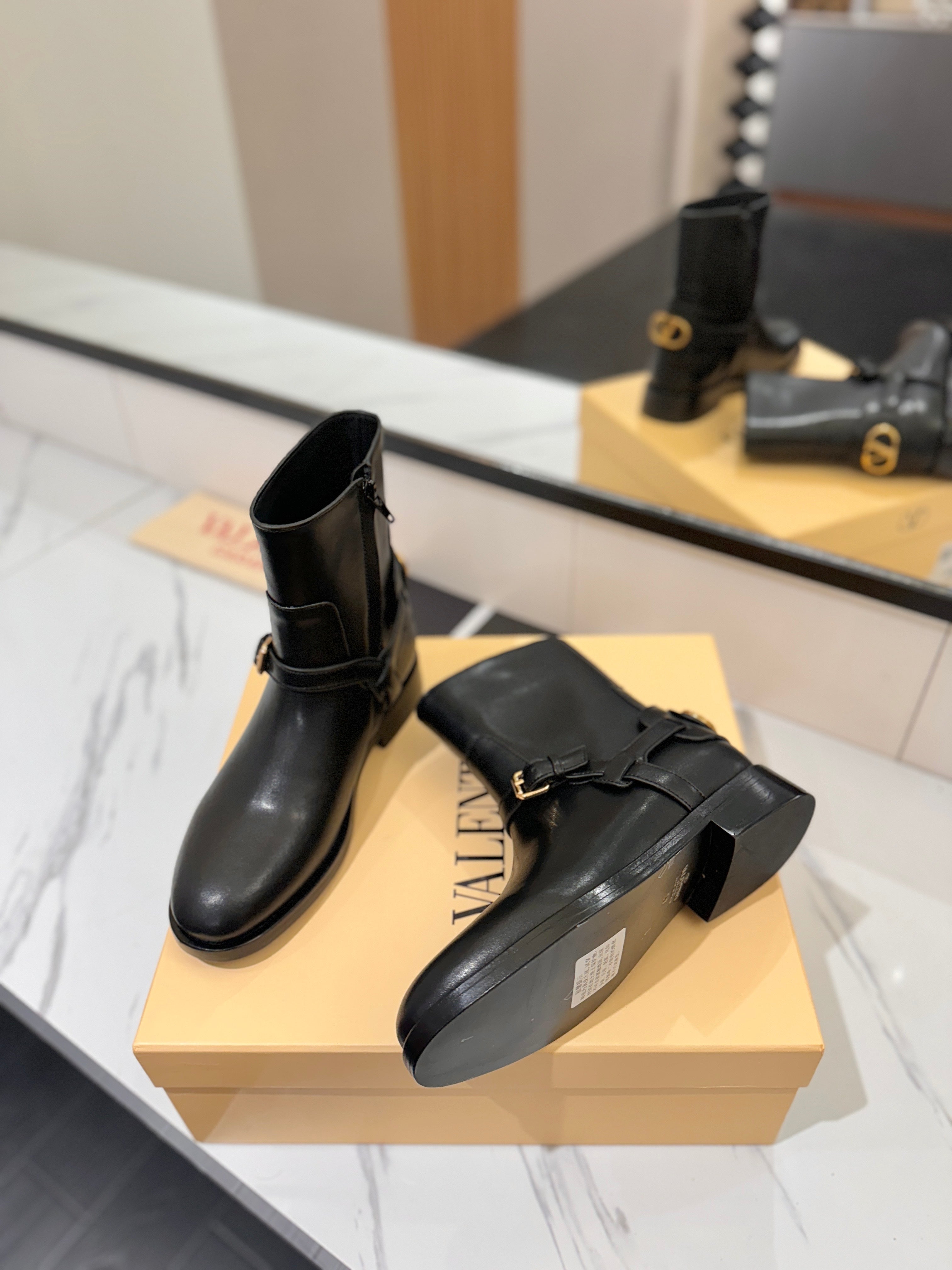 Valentino 2025 Pattie Boot Black Calfskin 560747