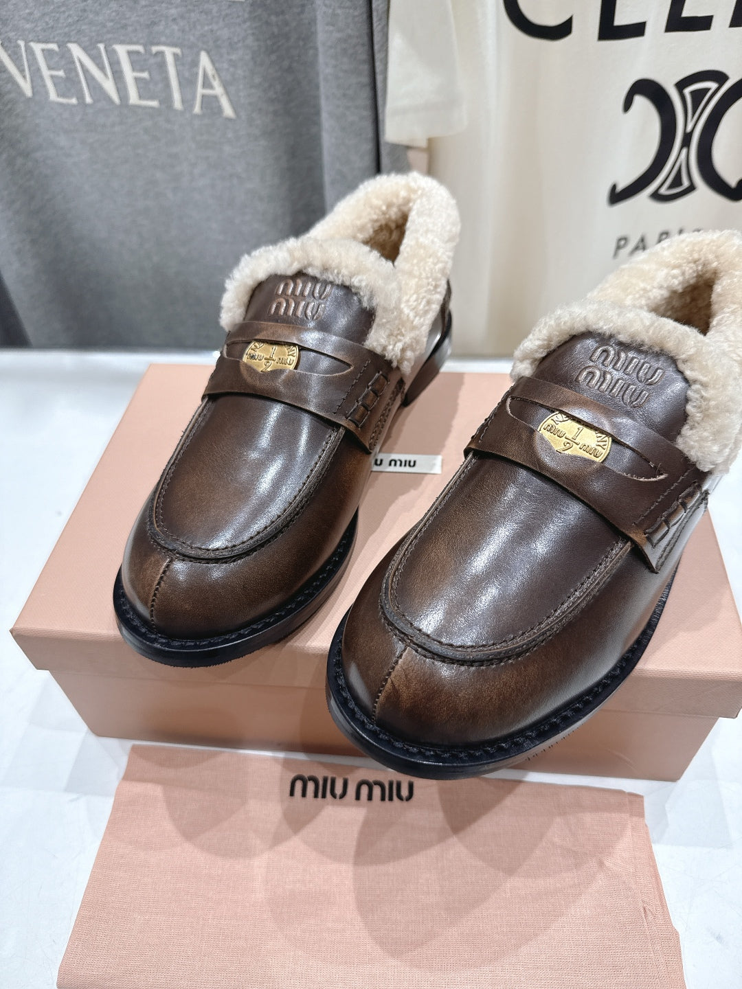 MiuMiu 25 Fur Loafer Brown mix Beige Cowhide 535595