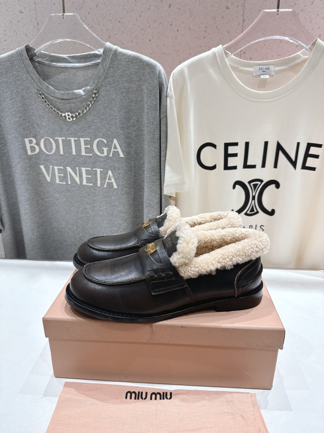 MiuMiu 25 Fur Loafer Dark Brown mix Beige Cowhide 535596