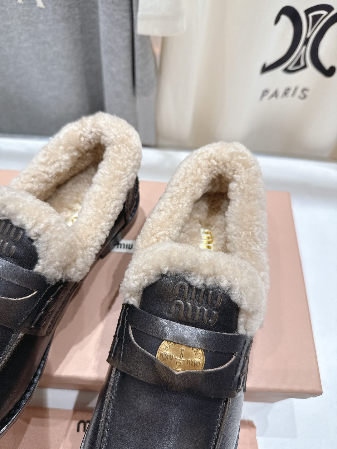MiuMiu 25 Fur Loafer Dark Brown mix Beige Cowhide 535596