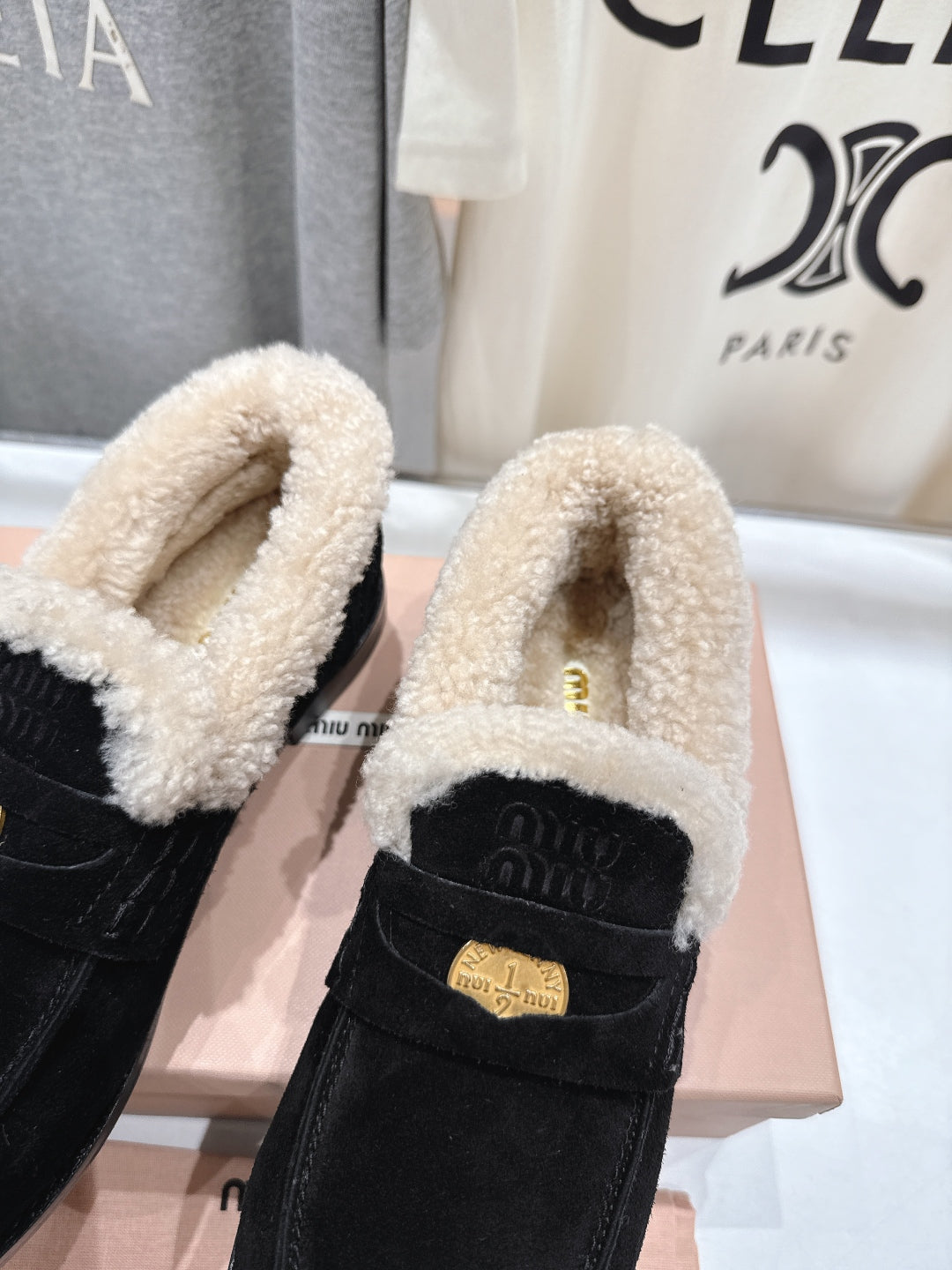 MiuMiu 25 Fur Loafer Black mix Beige Suede 535598