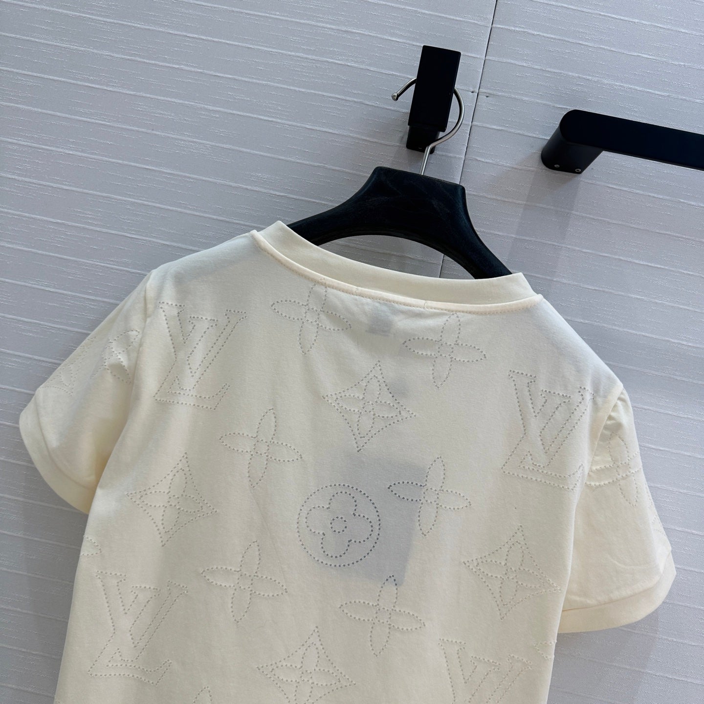 LV  Classic V-neck T-Shirt White Cotton