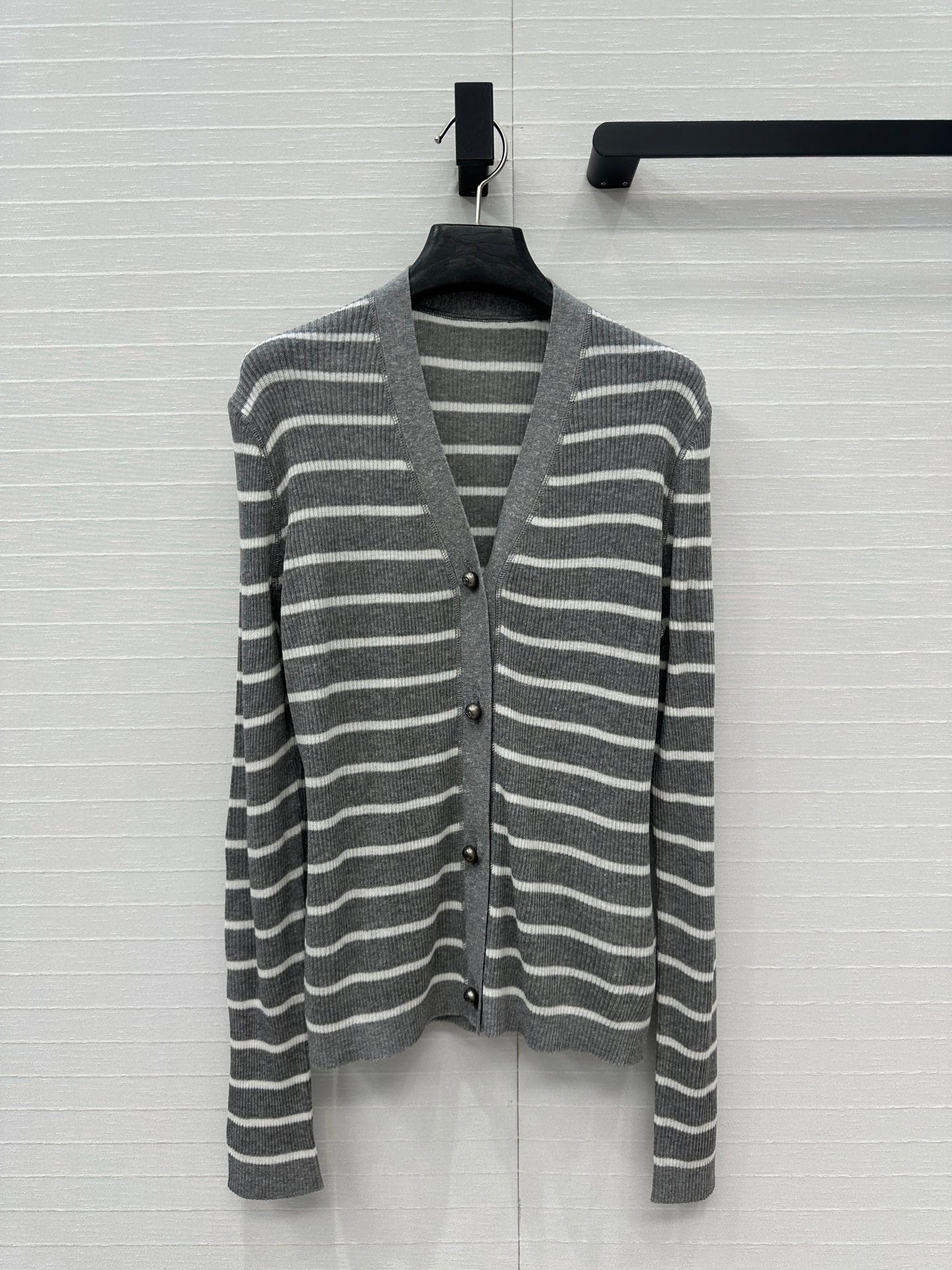 CD 25 Striped Cardigan Gray mix White Linen Cashmere
