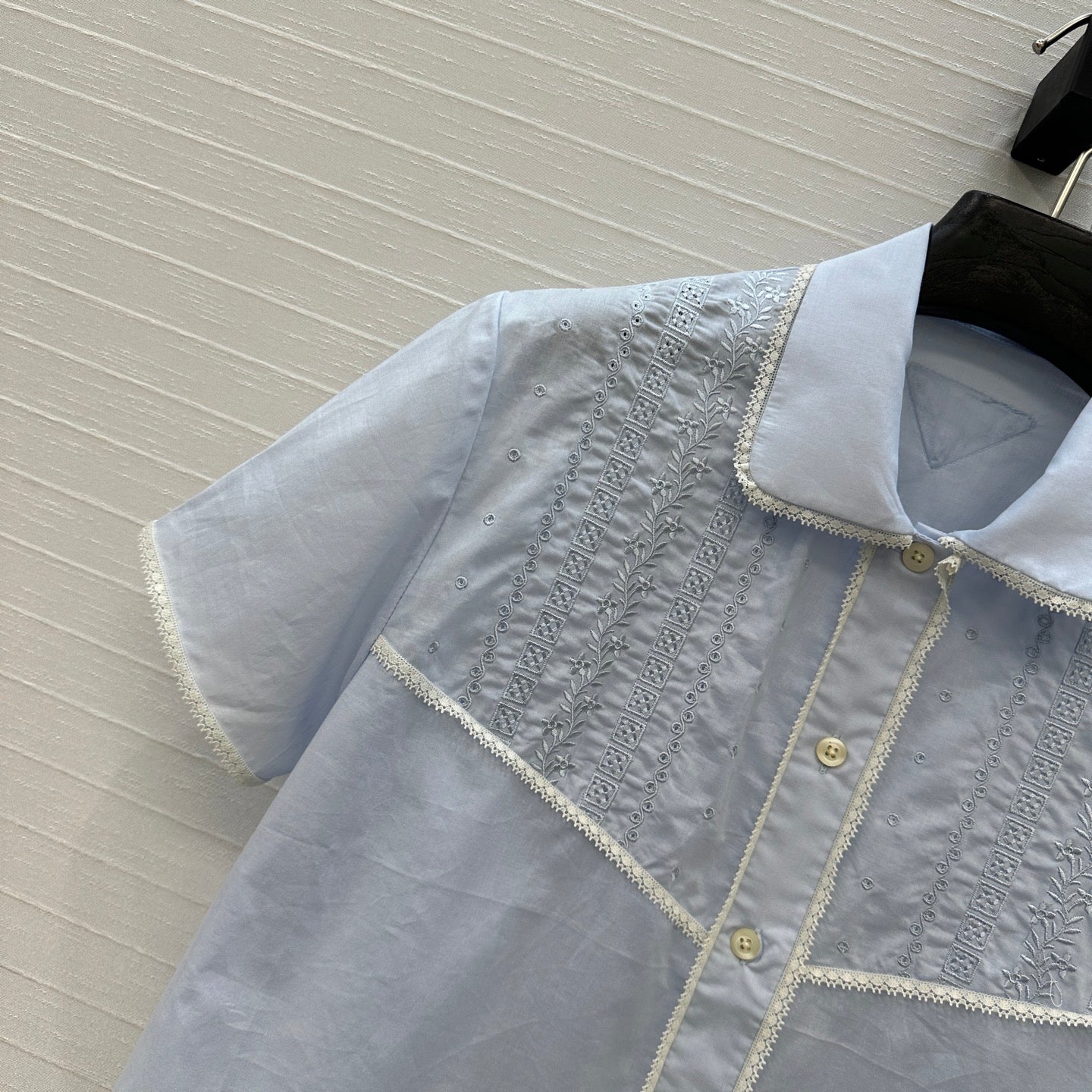Prada 25 Lace Short-sleeved Shirt Blue Cotton