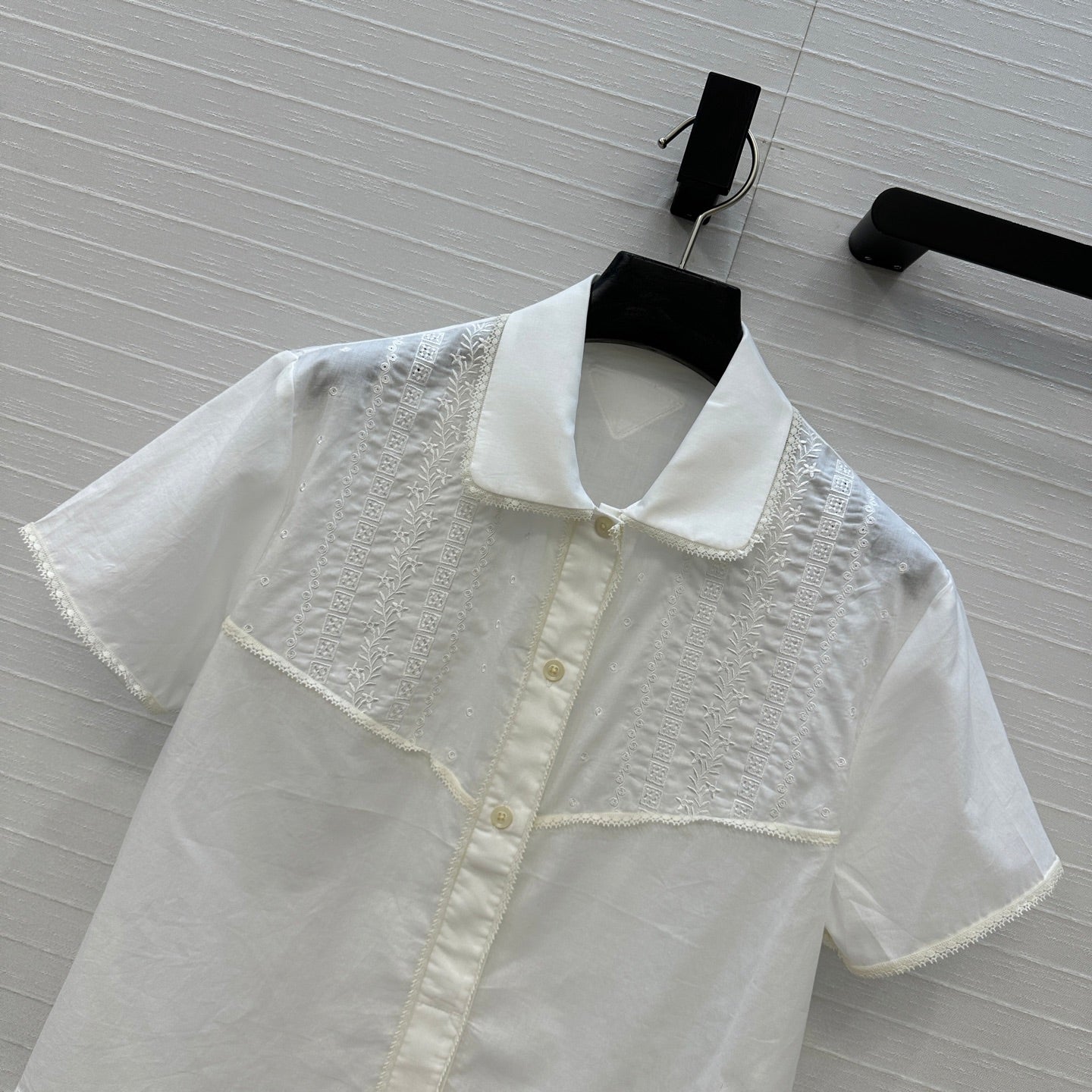 Prada 25 Lace Short-sleeved Shirt White Cotton