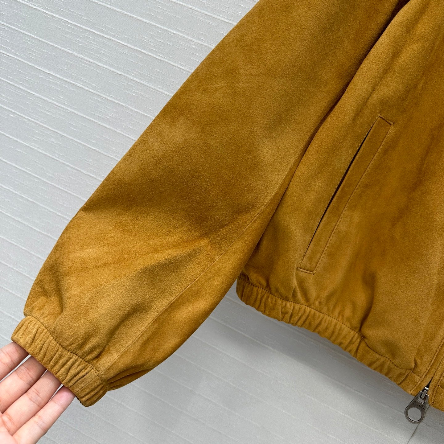 LP 25 Bomber Jacket Camel Suede 273465