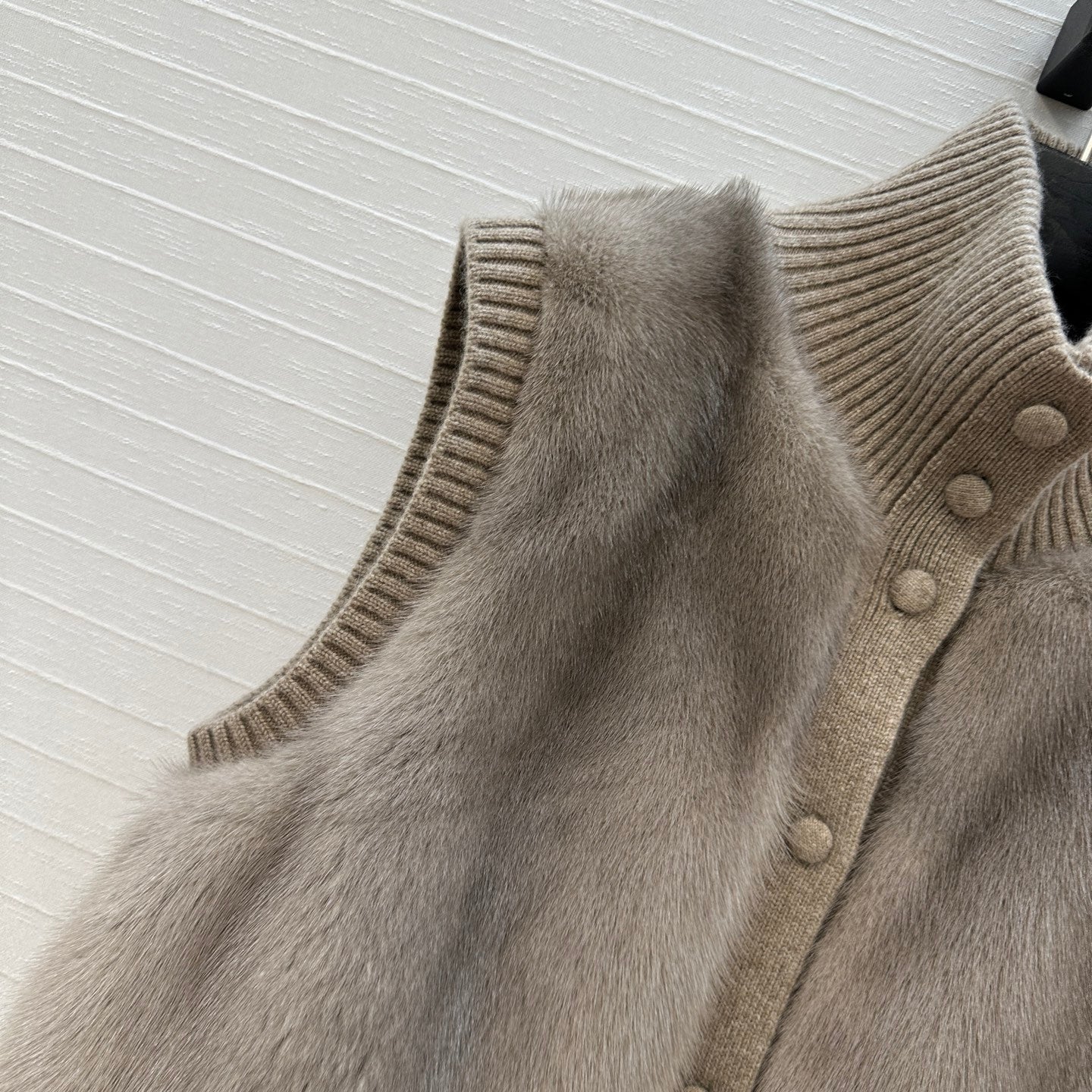 LP 25 Vest Taupe Fur Cashmere 303357