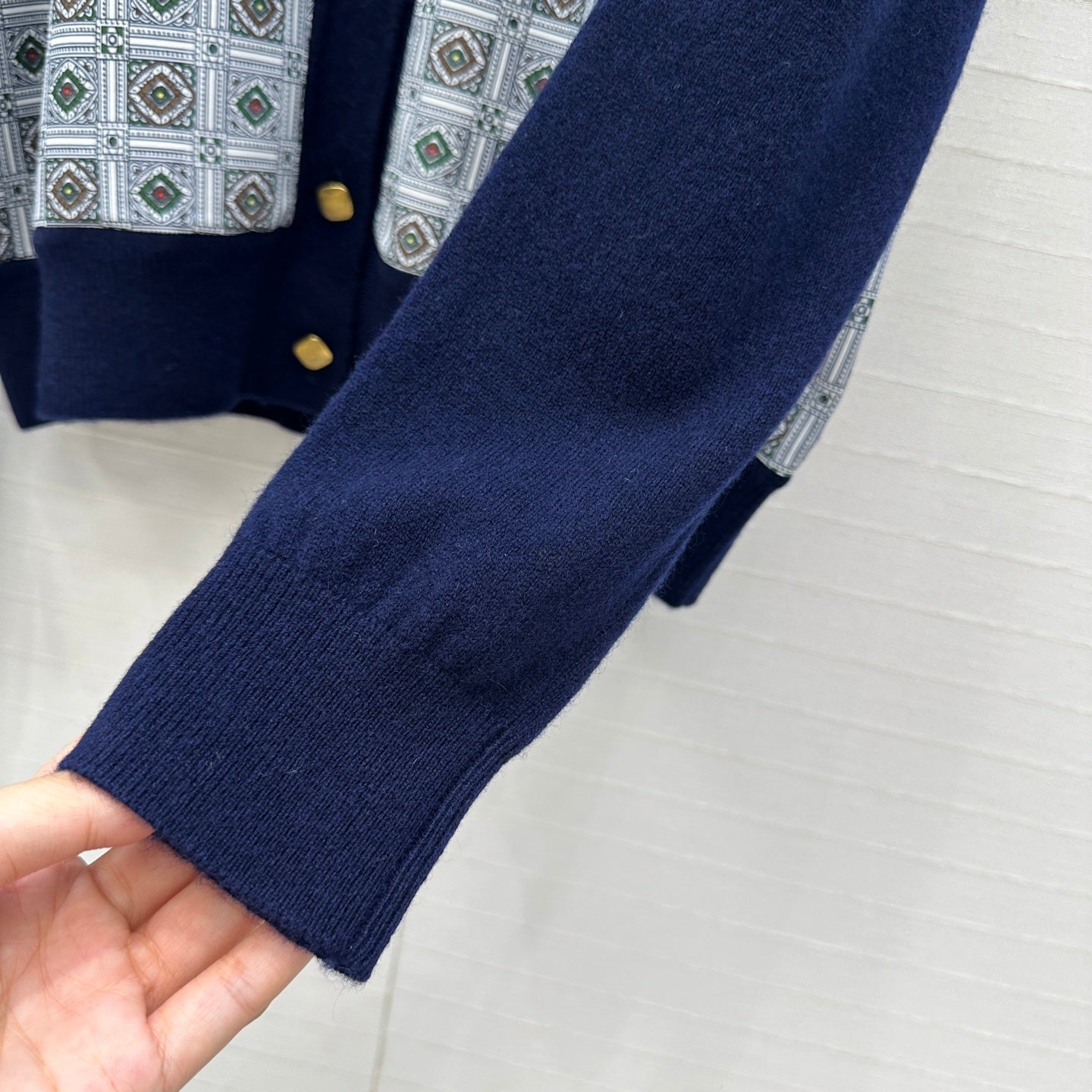 LP 25 V-neck Cardigan Blue Mix Colors Cashmere 310128