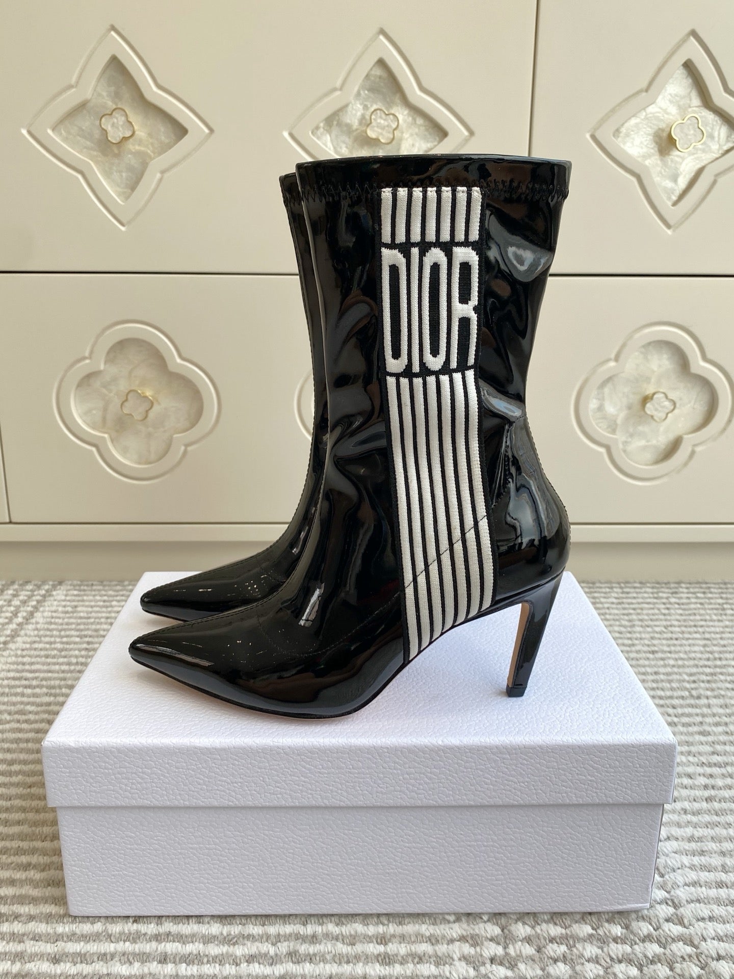 Dior 2025 Tribales Heeled Ankle Boot 80mm Black White Patent Leather 501197