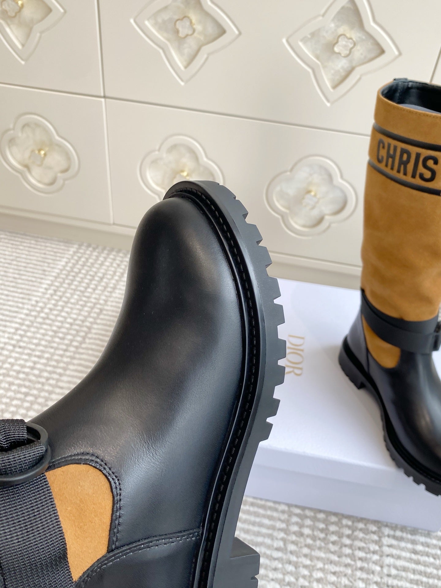 Dior 2025 Boot Black mix Camel Suede Cowhide 501187