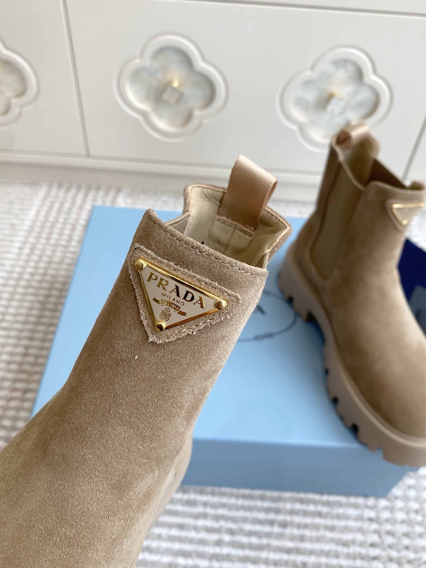 Prada 25 Chelsea Boot Beige Suede Cowhide 501437