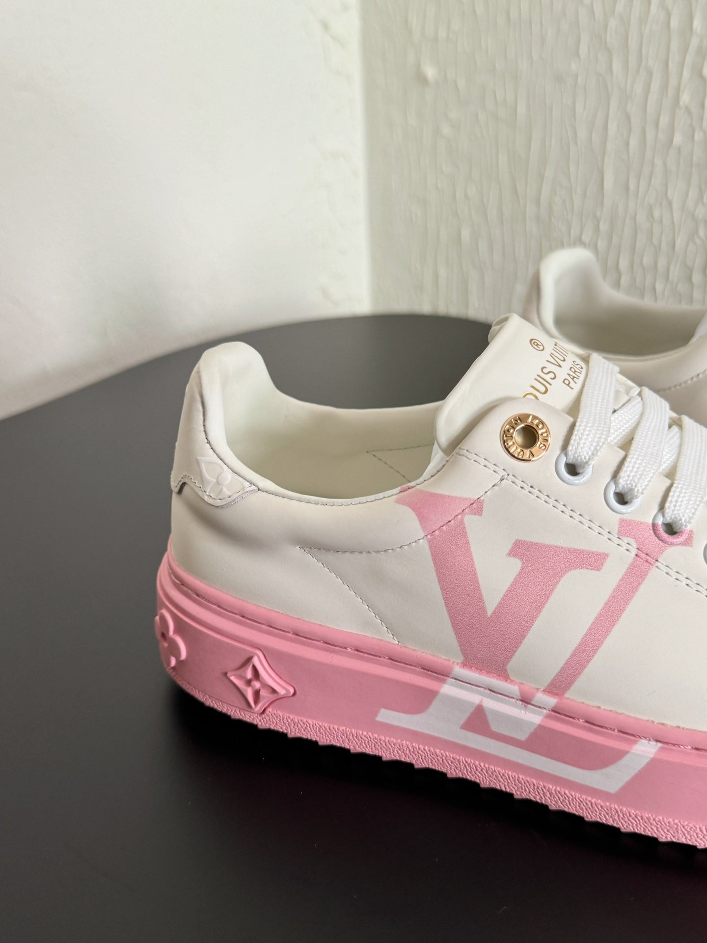 LV Sneakers Time Out  Logo Print White Mix Pink Calfskin