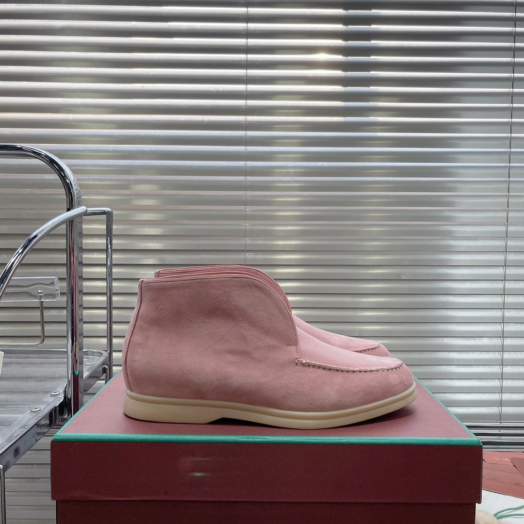 open walk chukka boot light pink suede
