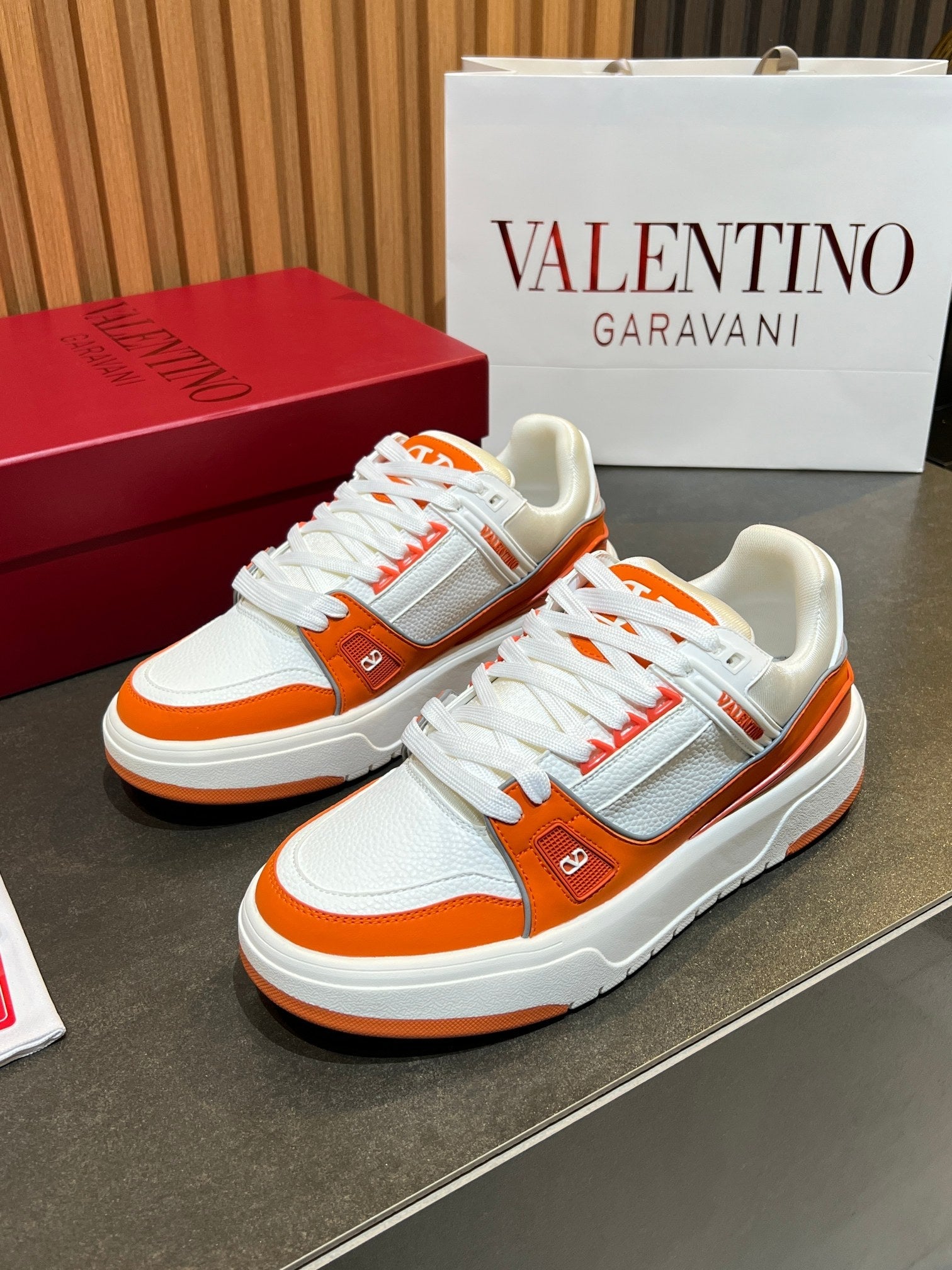 VT 25S Couple Sneakers White Orange Calfskin 563113