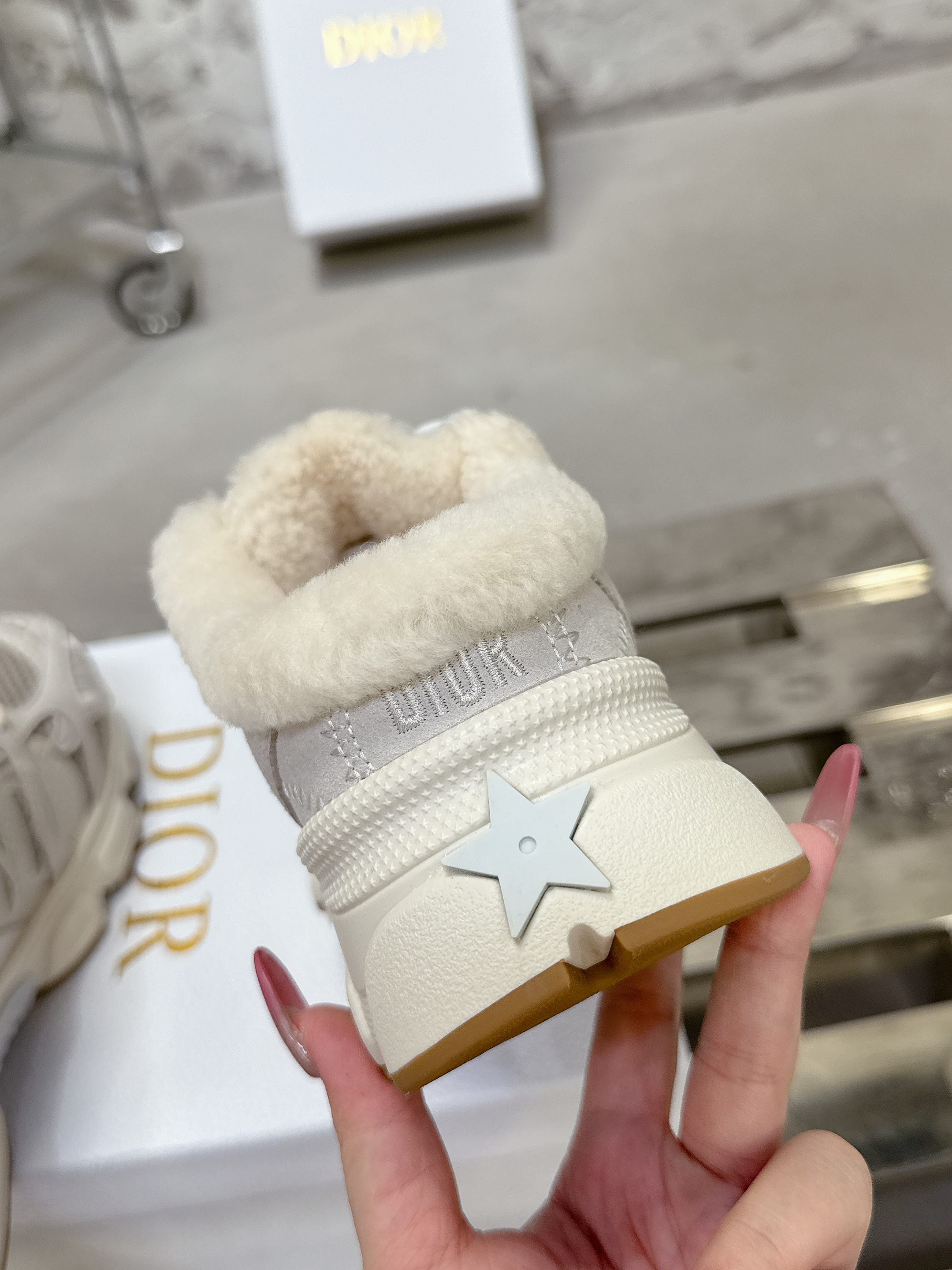 Dior 25 Chrono Sneakers Light Beige mix White Mesh Calfskin 530321