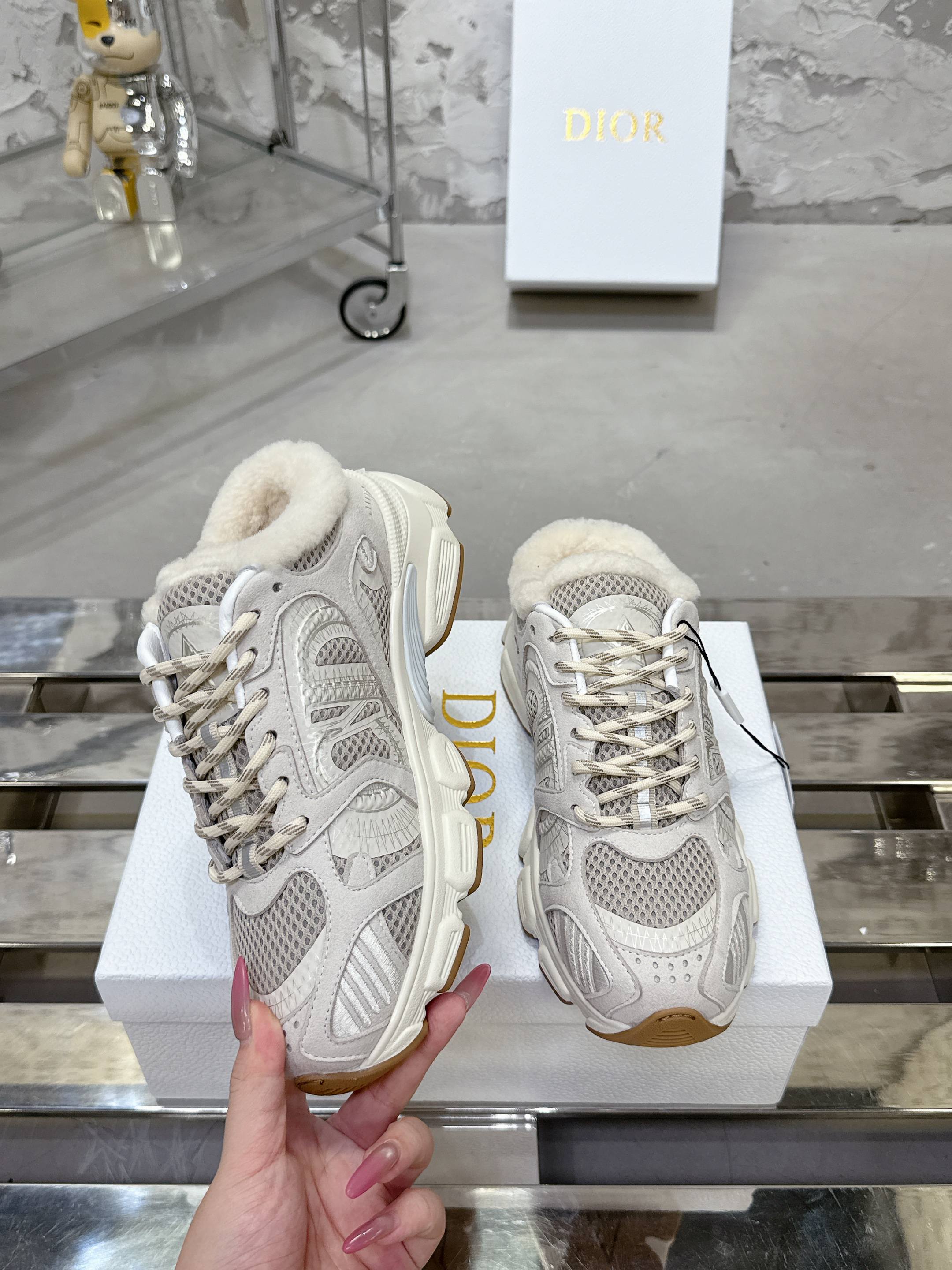 Dior 25 Chrono Sneakers Light Beige mix White Mesh Calfskin 530321