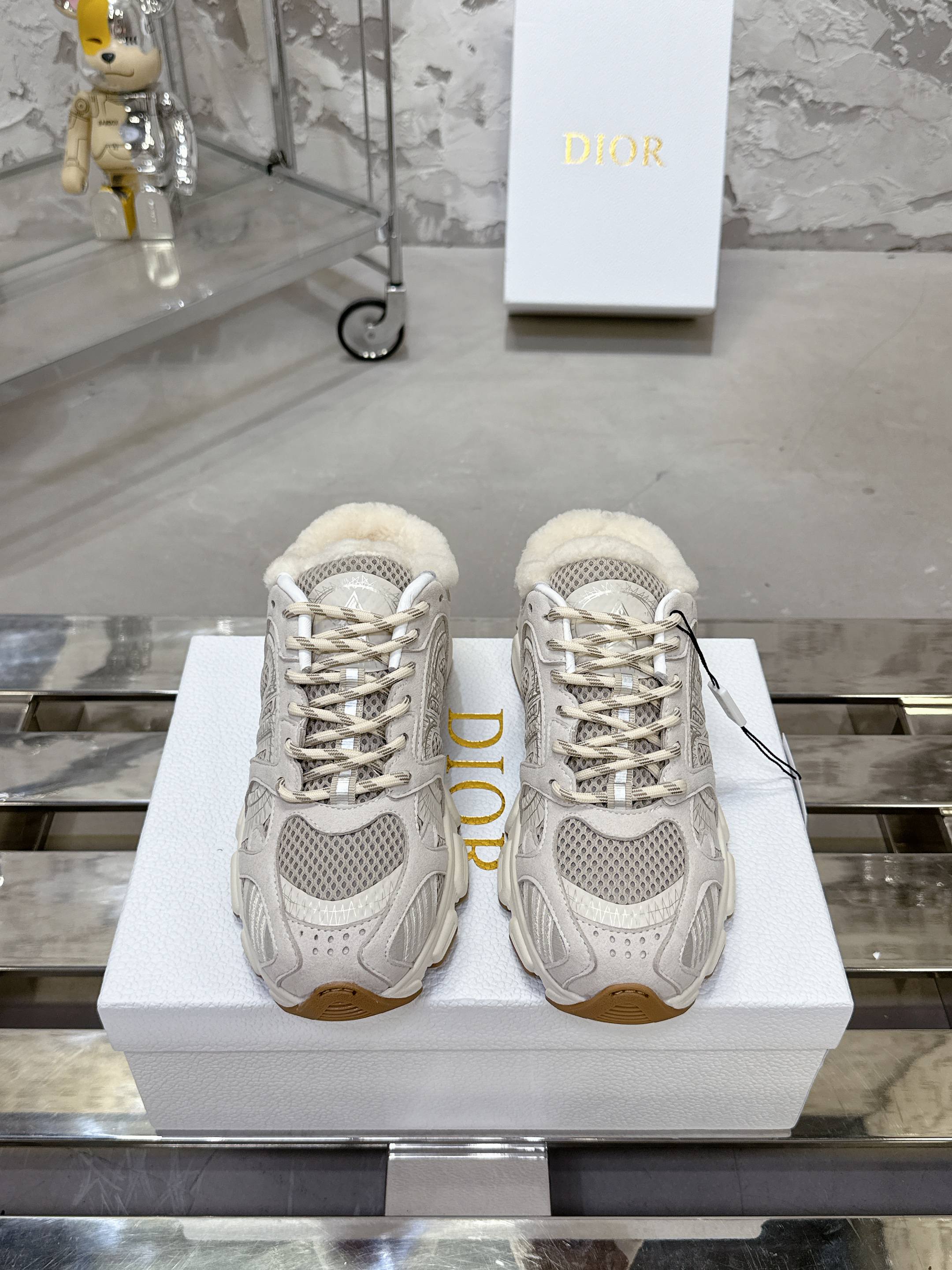 Dior 25 Chrono Sneakers Light Beige mix White Mesh Calfskin 530321