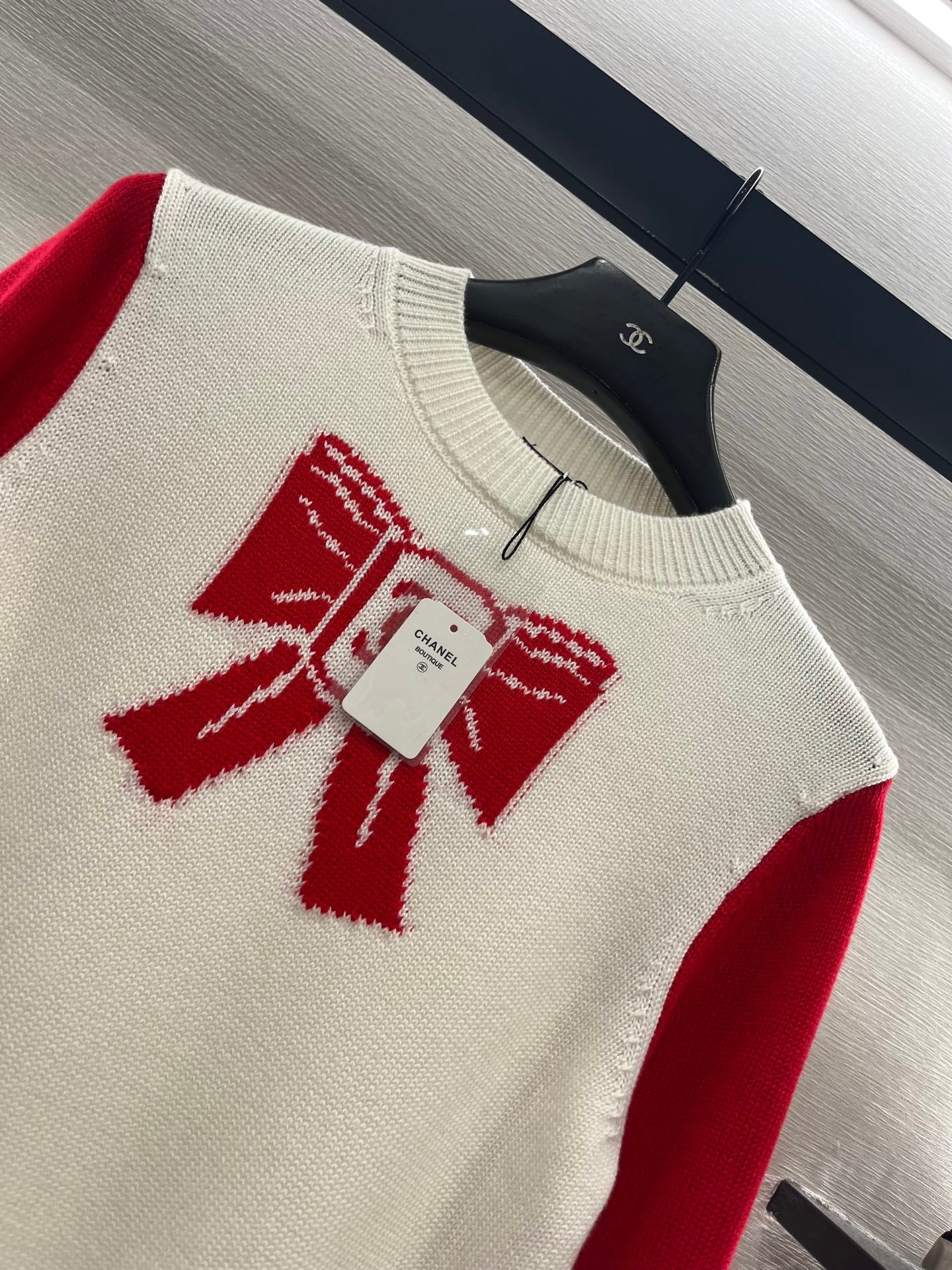 Chanel 2025 Bow Sweater White mix Red Wool 99220