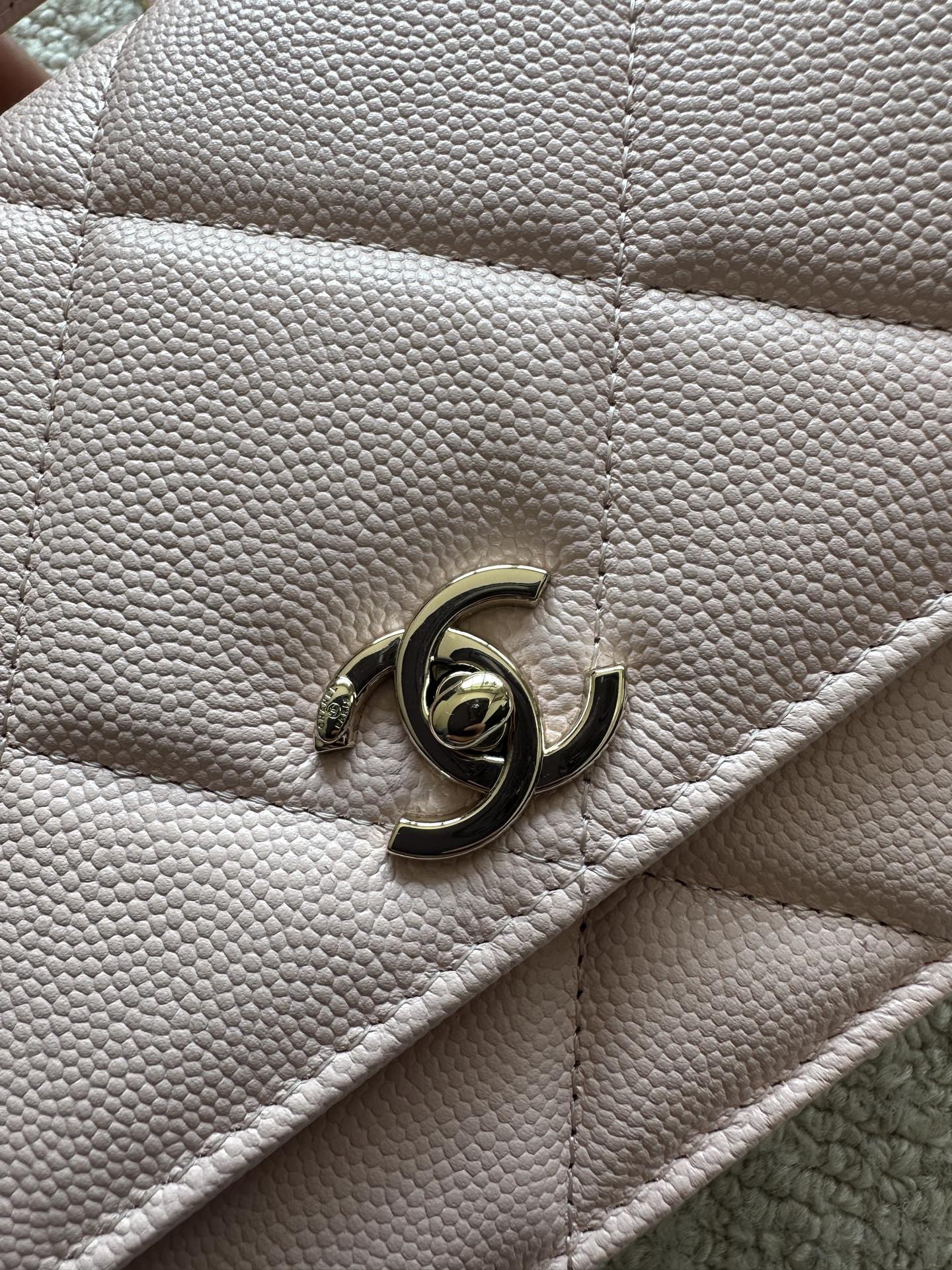 Chanel 2025 Trendy CC Wallet on Chain 19cm Bag Pink Caviar Leather 320290