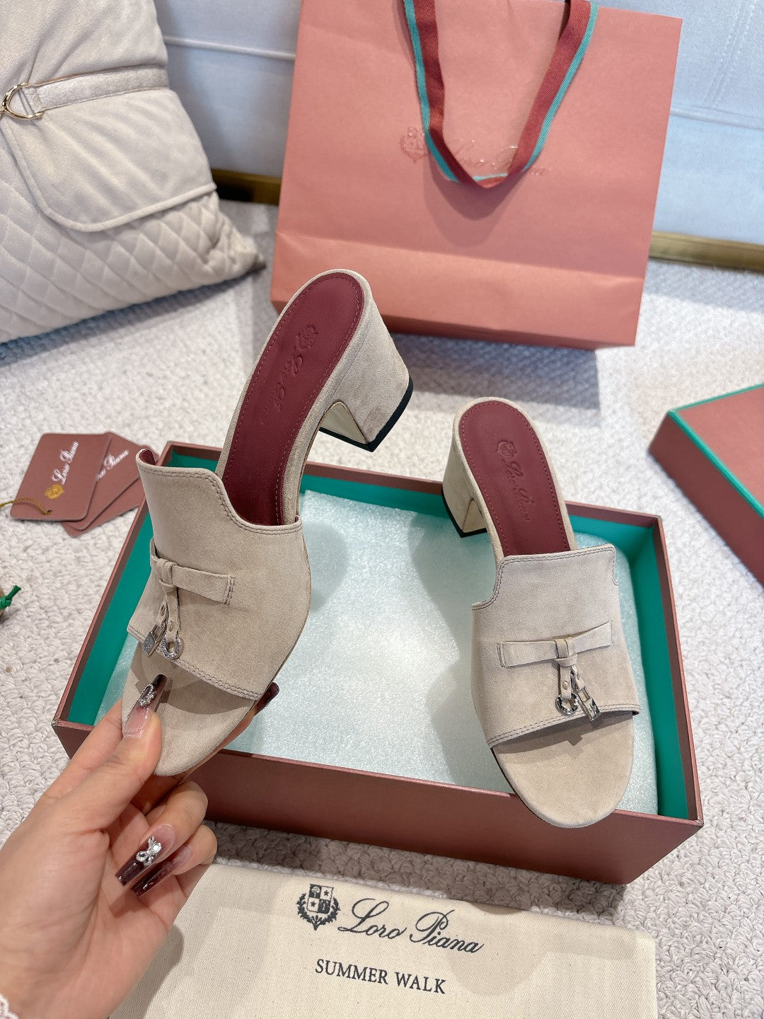 LP 25 Summer Charm Sandal 55 Grey Suede