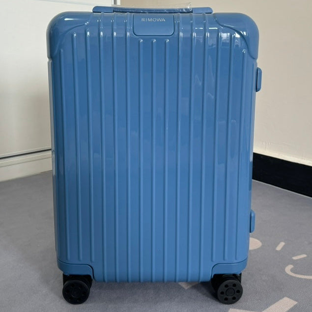 Rimowa 2025 Essential Suitcase Lake Blue Polycarbonate 274075