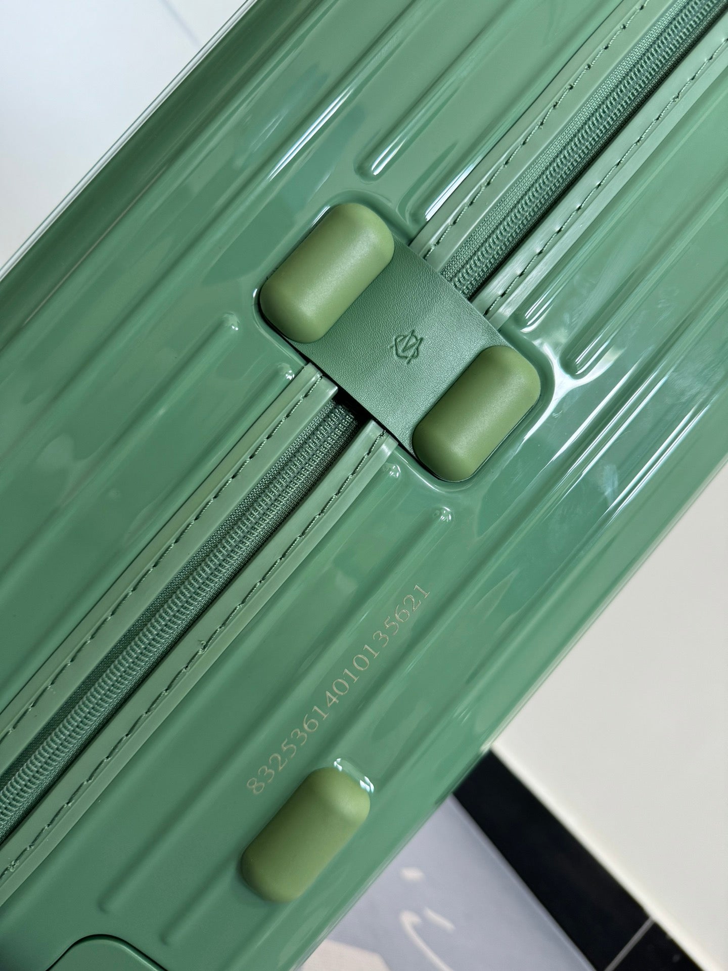 Rimowa 2025 Essential Suitcase Sage Green Polycarbonate 274081