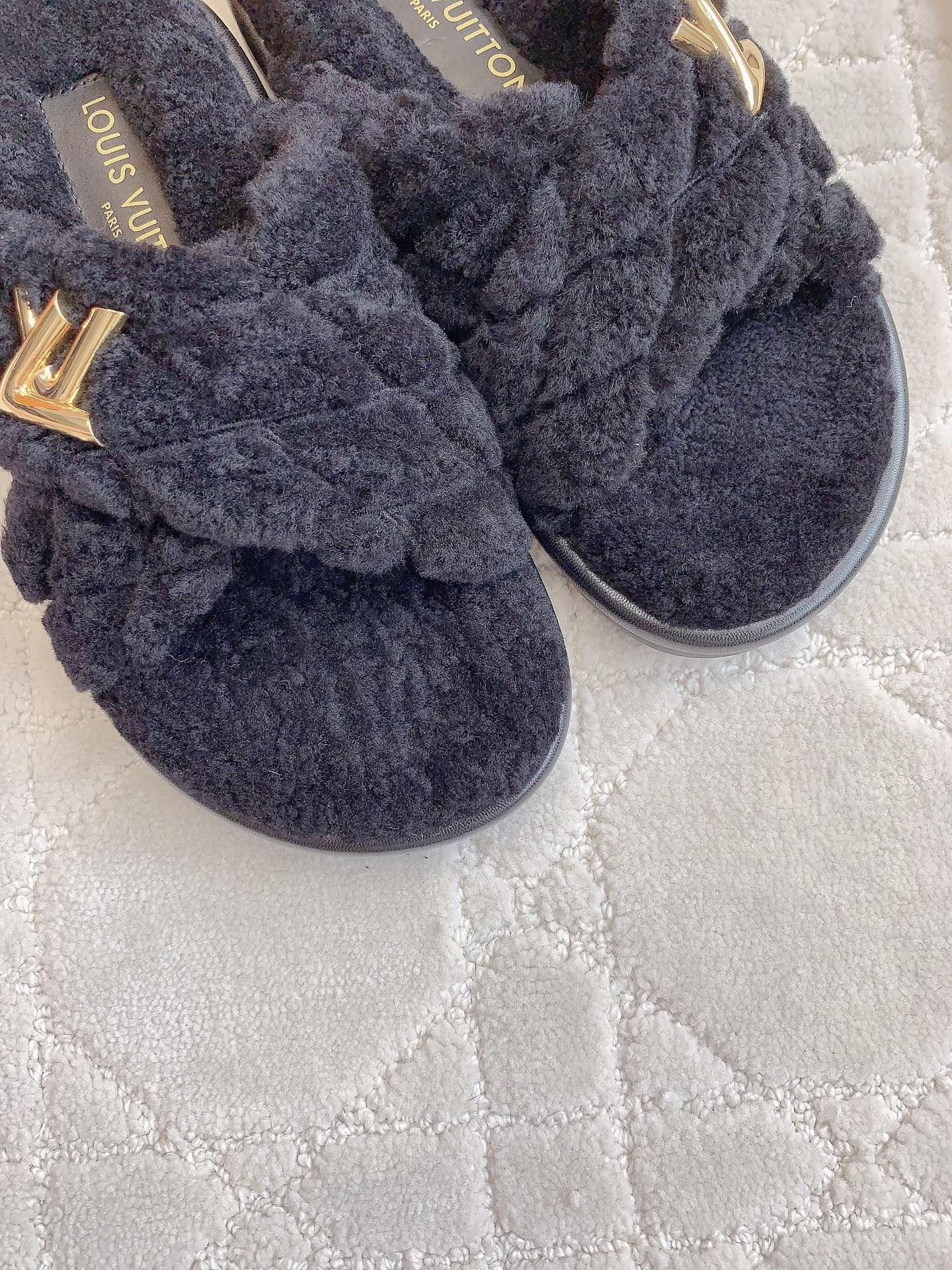 LV Bliss Comfort Mule Black Wool