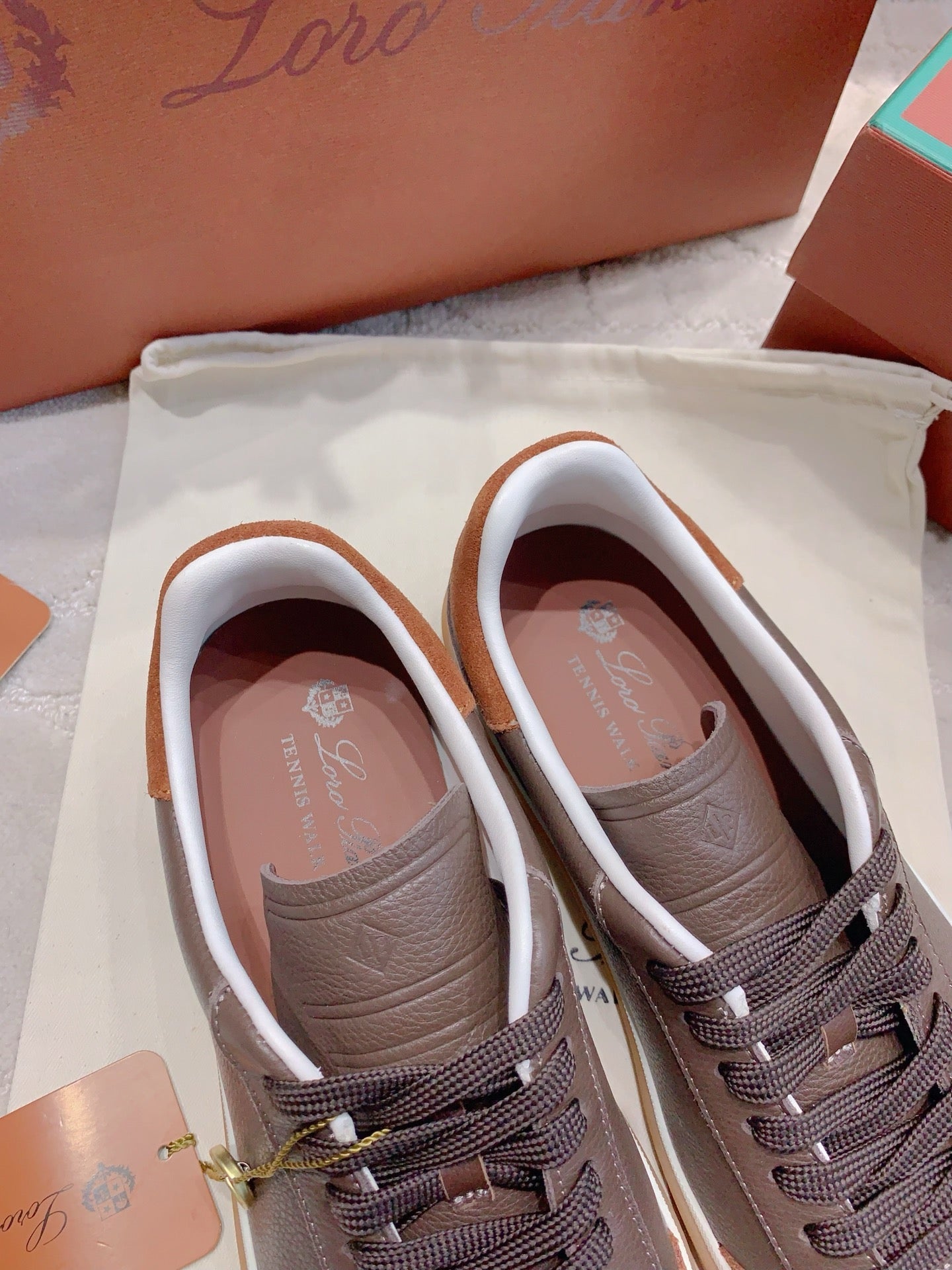 LP sneaker unisex style dark brown sheepskin mix suede 382663