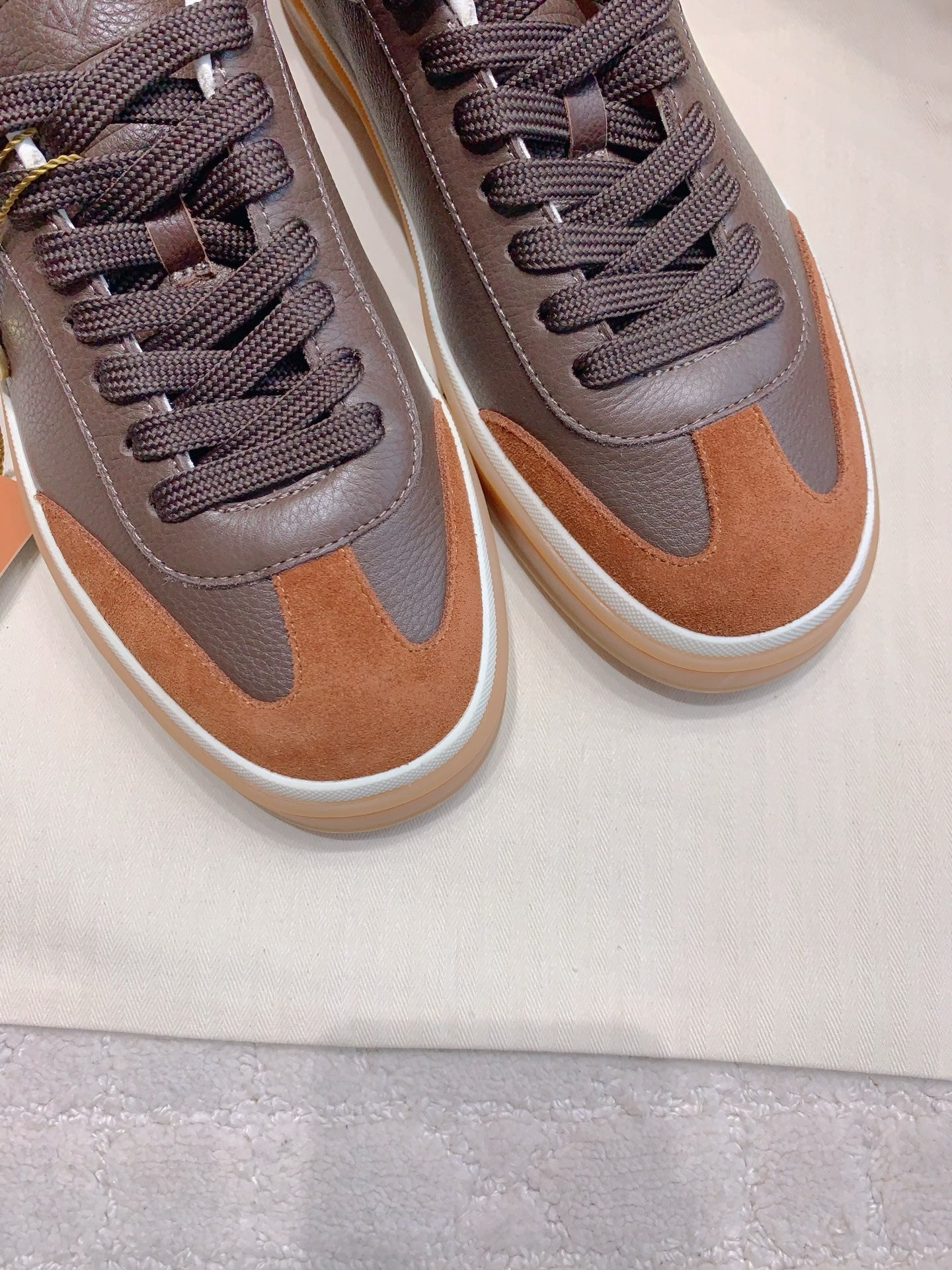 LP sneaker unisex style dark brown sheepskin mix suede 382663