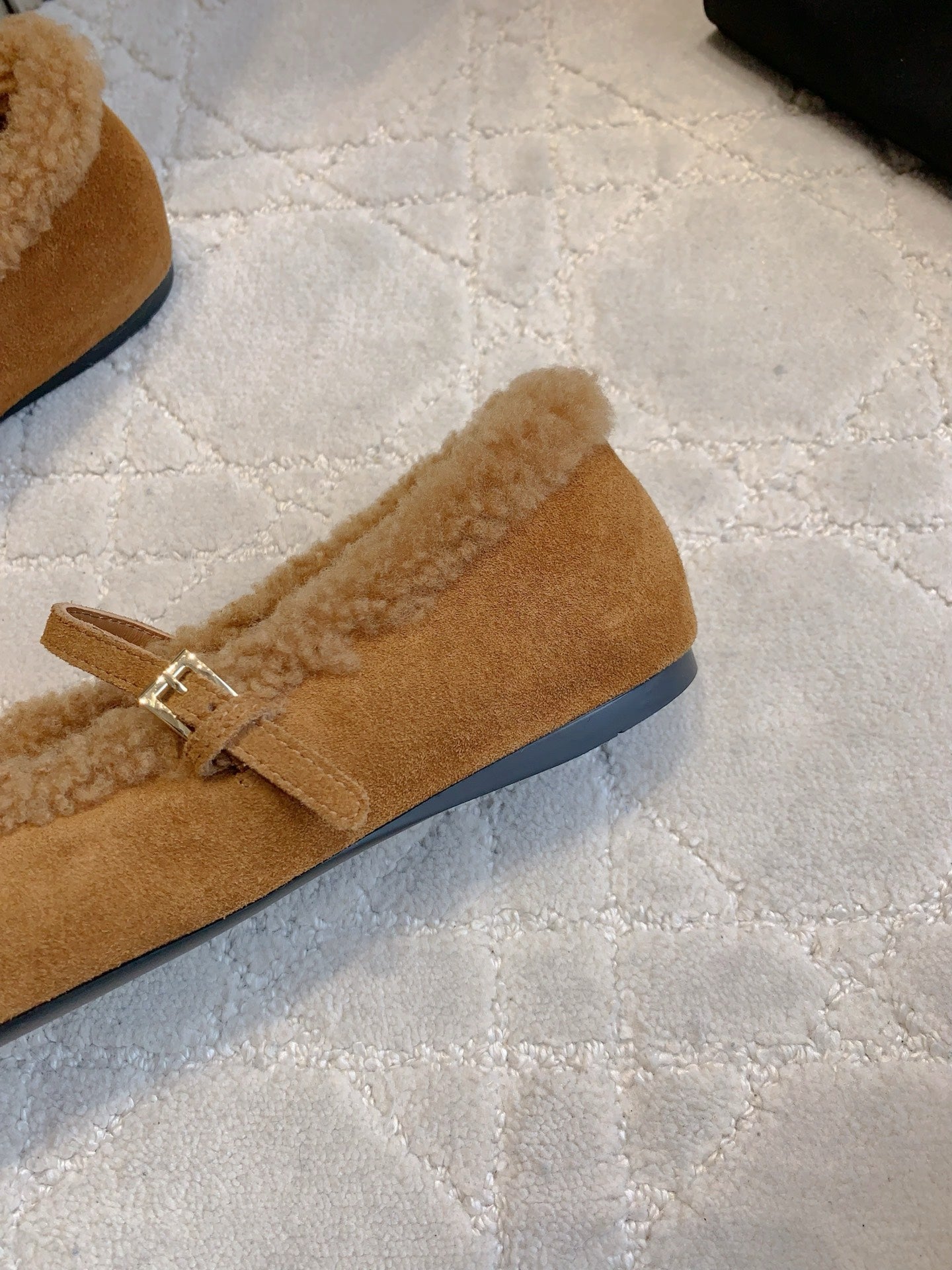 Pra 2025 Fur-lined Flat Tan Suede Wool 557121