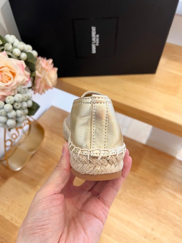 SL YVES EMBOSSED LOGO SLIP ON GOLD CALFSKIN