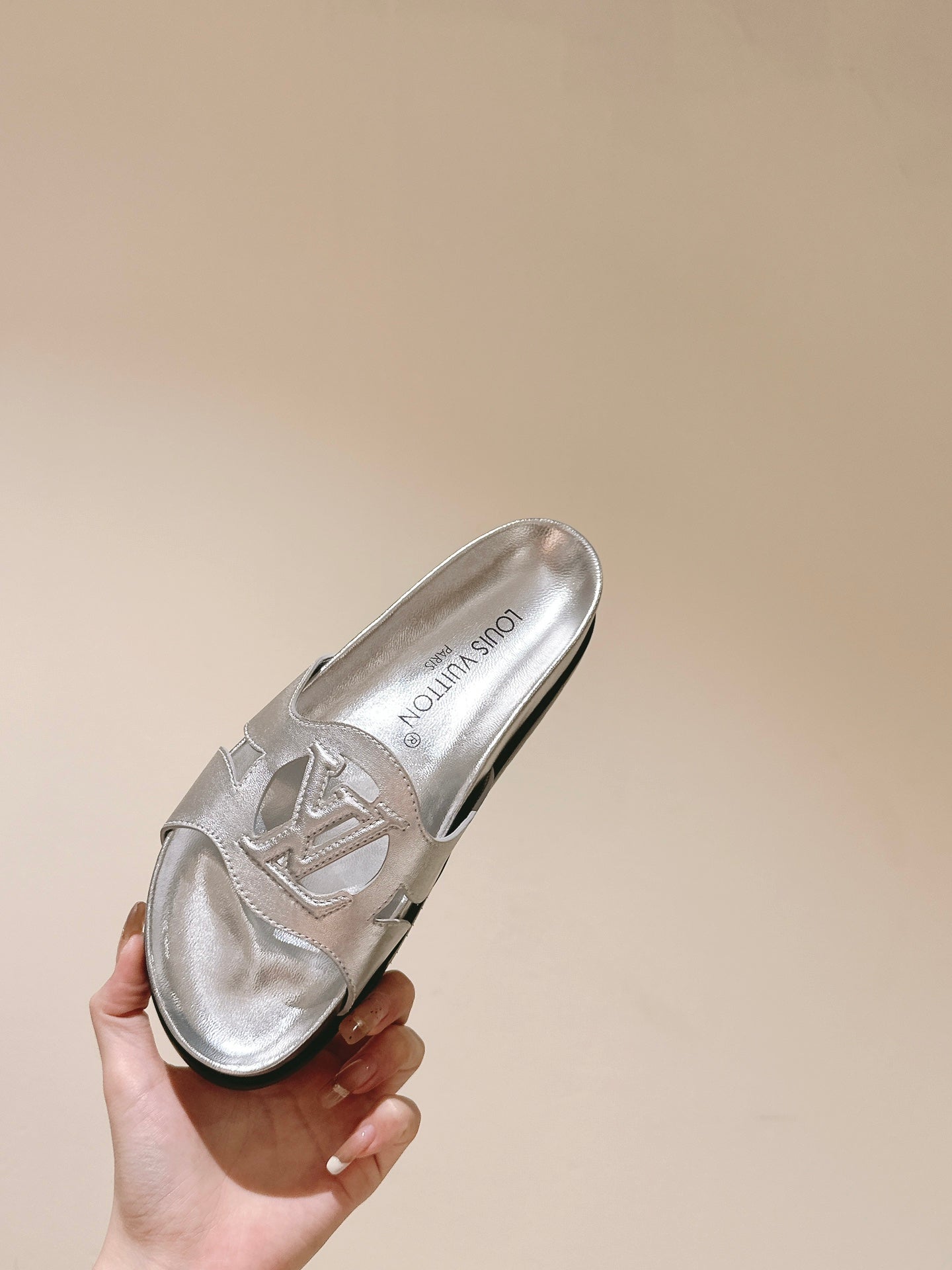 lv sandal isola flat mule silver metalic calfskin
