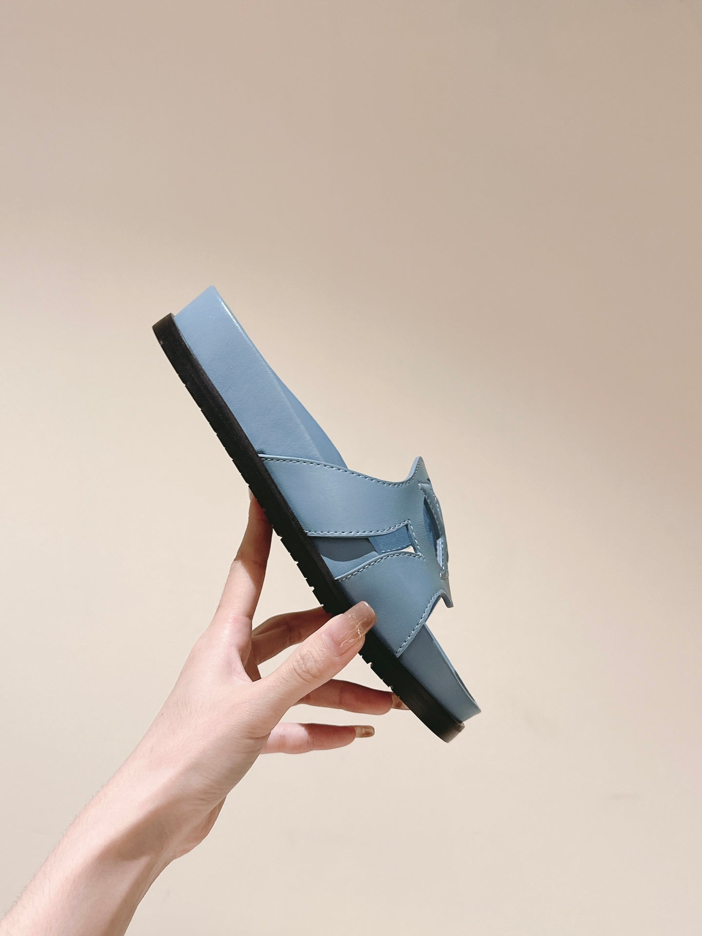 lv sandal isola flat mule regale blue calfskin