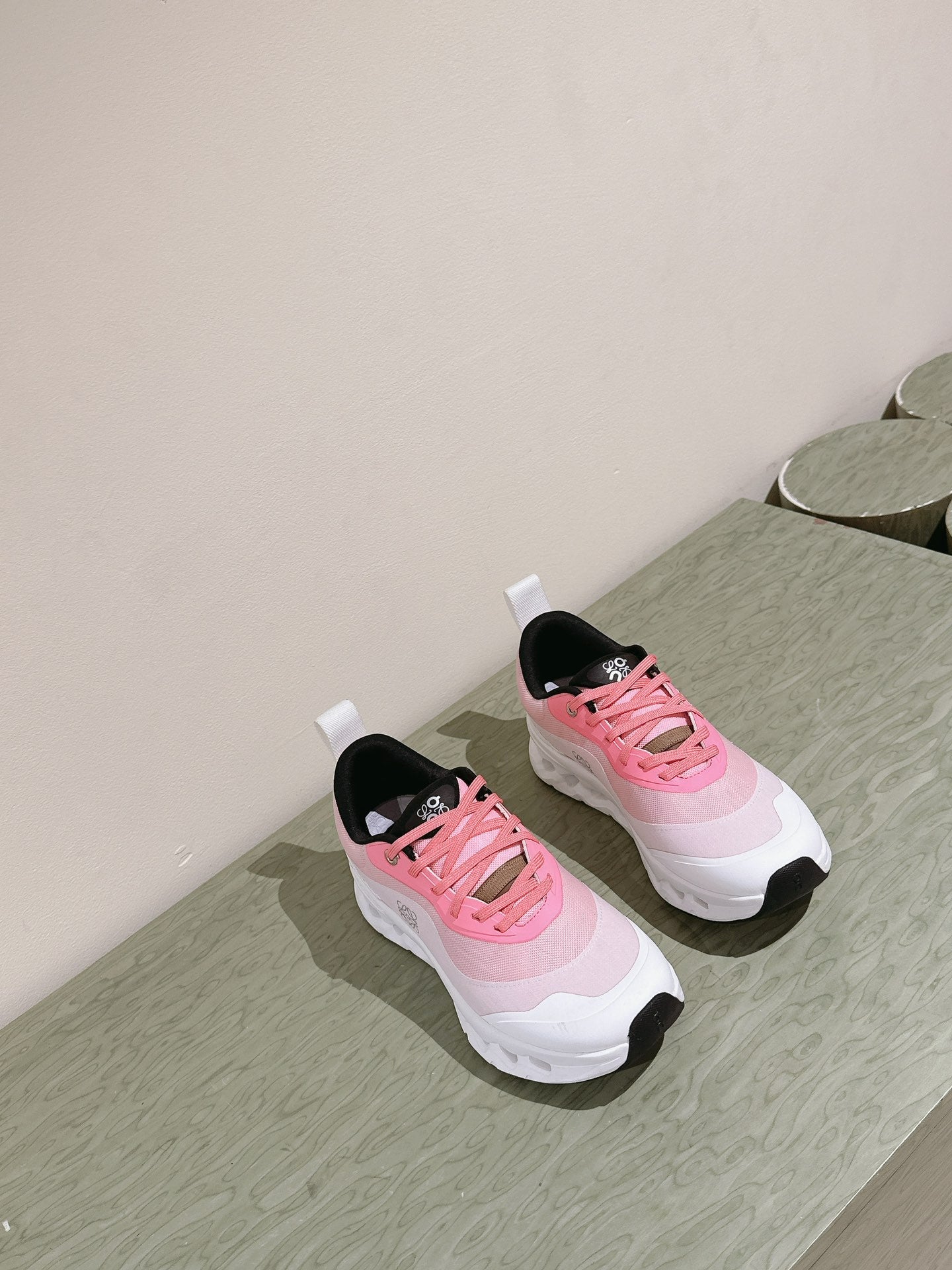 Loewe 2025  x Running Cloudtilt2.0 Sneaker White Pink Mesh Rubber 556020