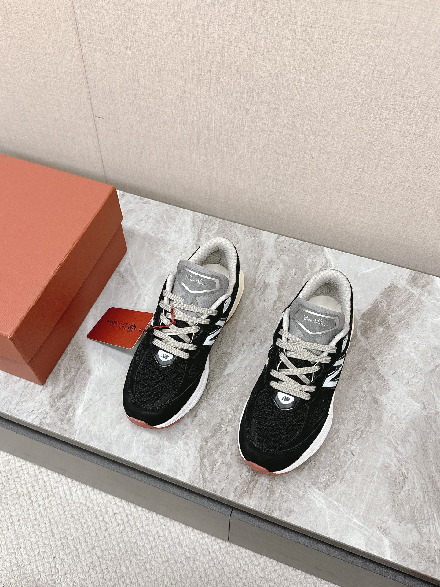 LP x NB 990v6 Sneaker 45mm black suede white calfskin and mesh fabric