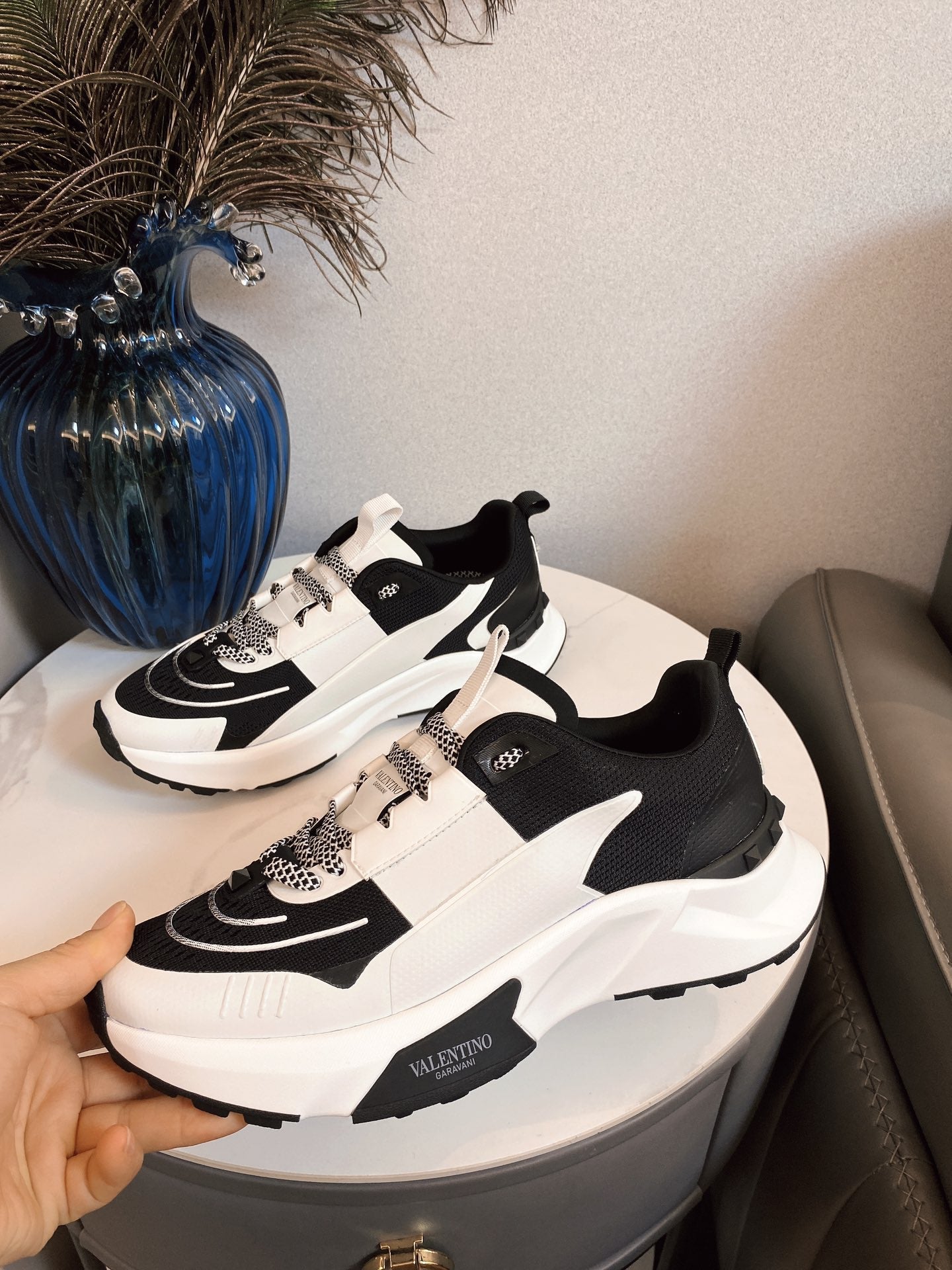 VT 25S Sneakers White Black Mesh TPU 563475