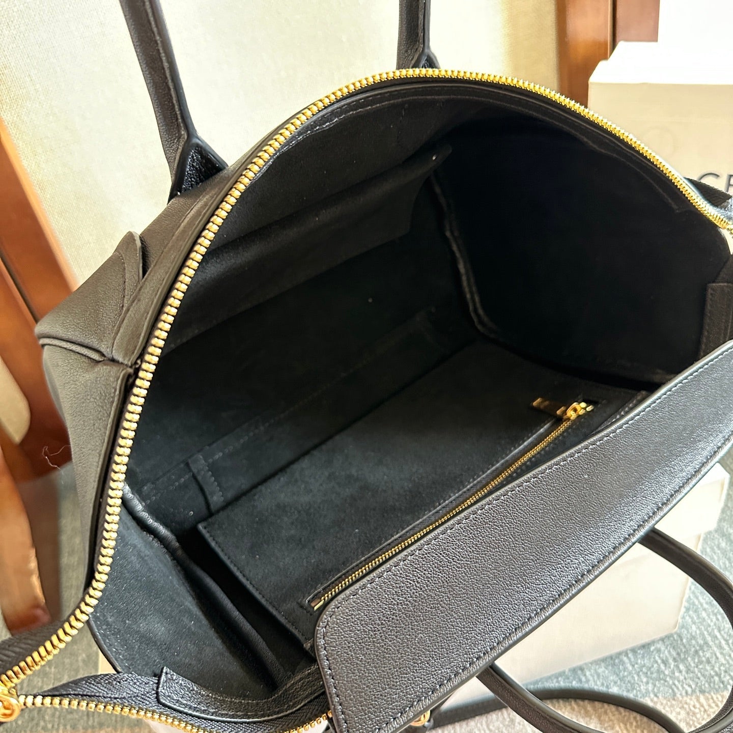 Celine 2026 Luggage Black Shiny Lambskin 276248