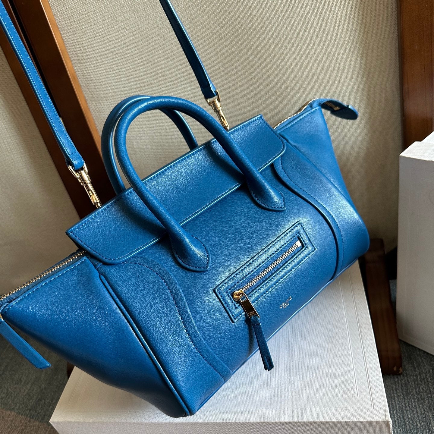 Celine 2026 Luggage Blue Shiny Lambskin 276254