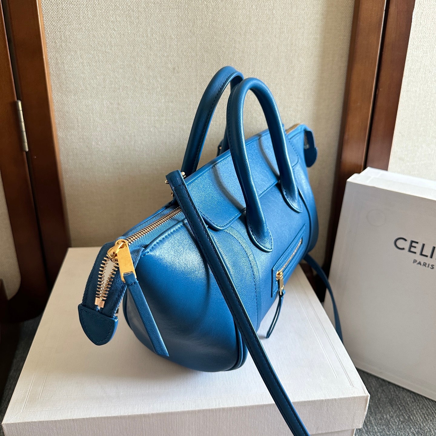 Celine 2026 Luggage Blue Shiny Lambskin 276254