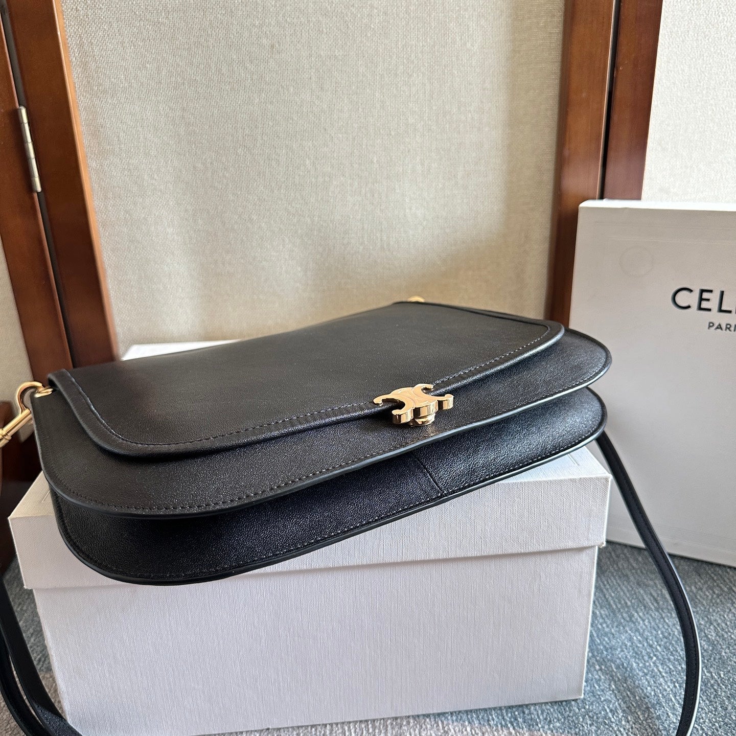 Celine 2026 Besace Triomphe Bag 32cm Black Shiny Lambskin 276301