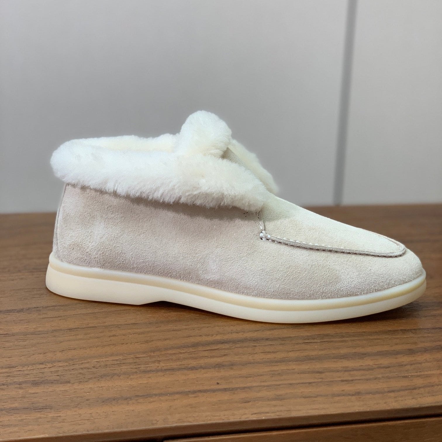 LP Open Walk Chukka Boot Cream Suede Lamb Fur