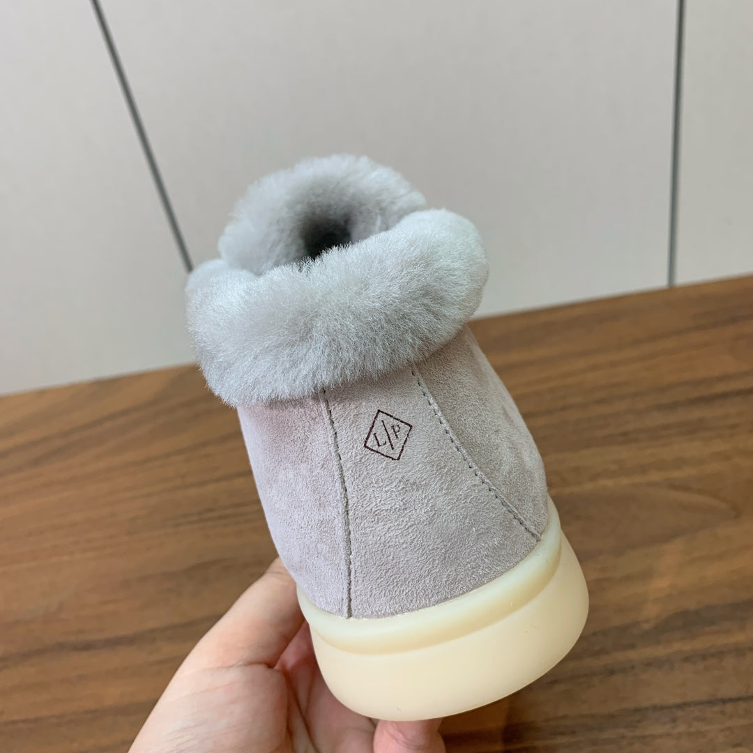 LP Open Walk Chukka Boot Powder Pearl Suede Lamb Fur