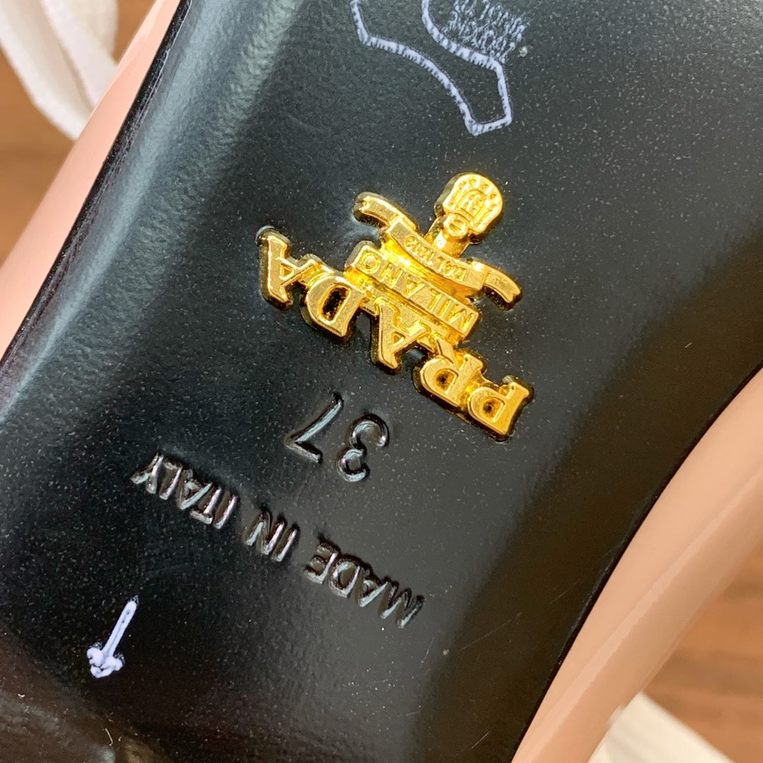 PRA 26S Chunky Heeled 40 Nude Pink Patent Leather 606371