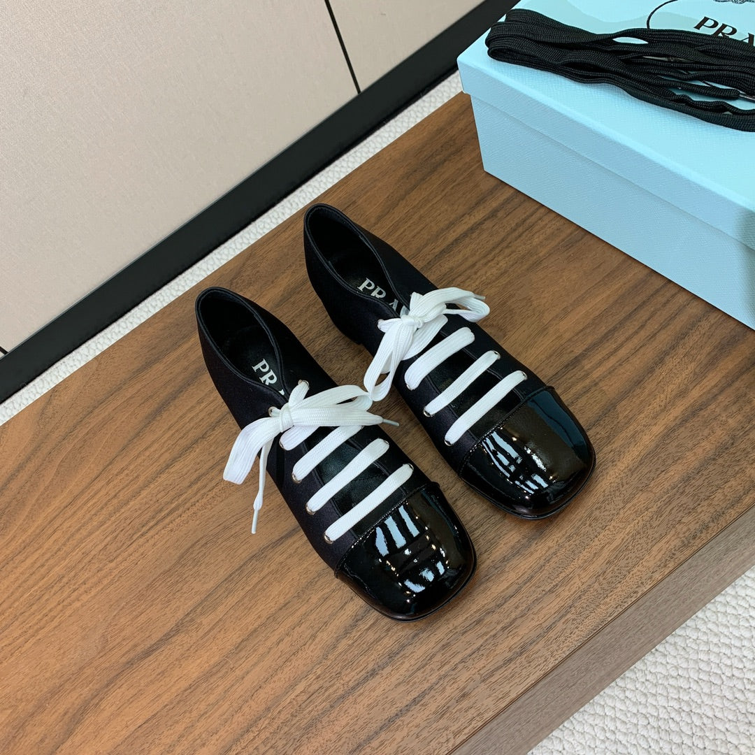 PRA 26S Chunky Heeled 40 Black Patent Leather 606373